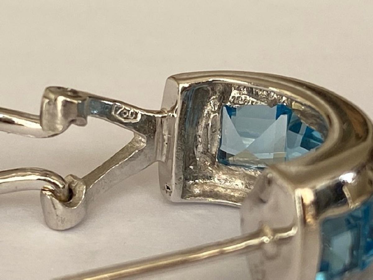 18 Kt. Cerchi in oro bianco  Orecchini con 4,00 Ct  Topazio blu svizzero in vendita 6