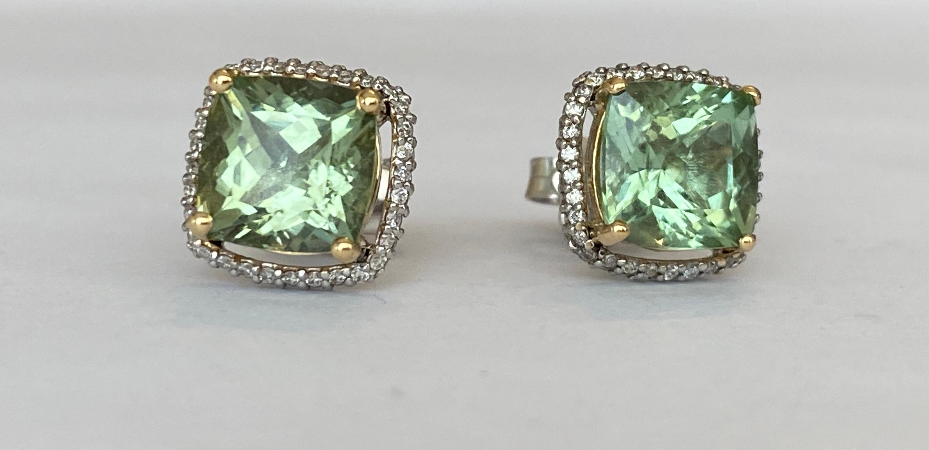 18 Karat White Gold Earrings with 5.00 Carat Tourmaline and Diamonds In New Condition For Sale In AMSTERDAM, NL