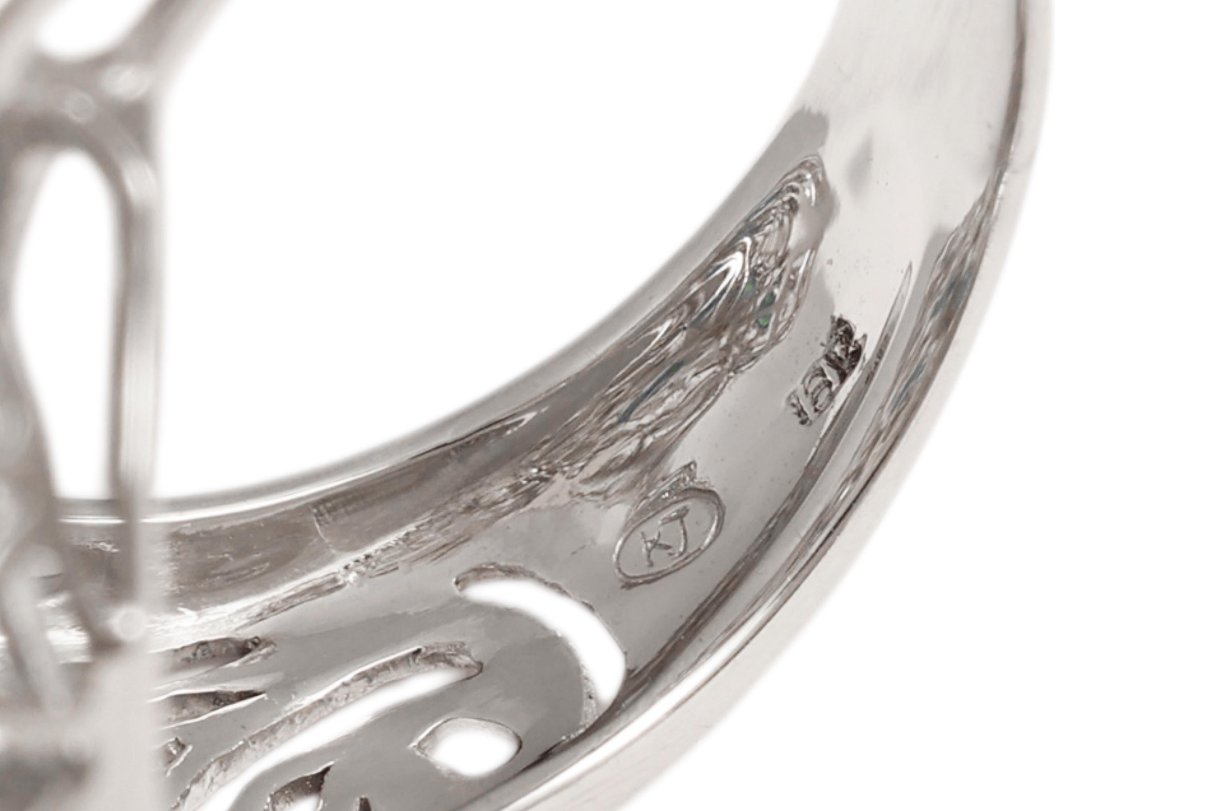 18 Kt White Gold Emeralds & Diamonds Ring, Filligre Style For Sale 3