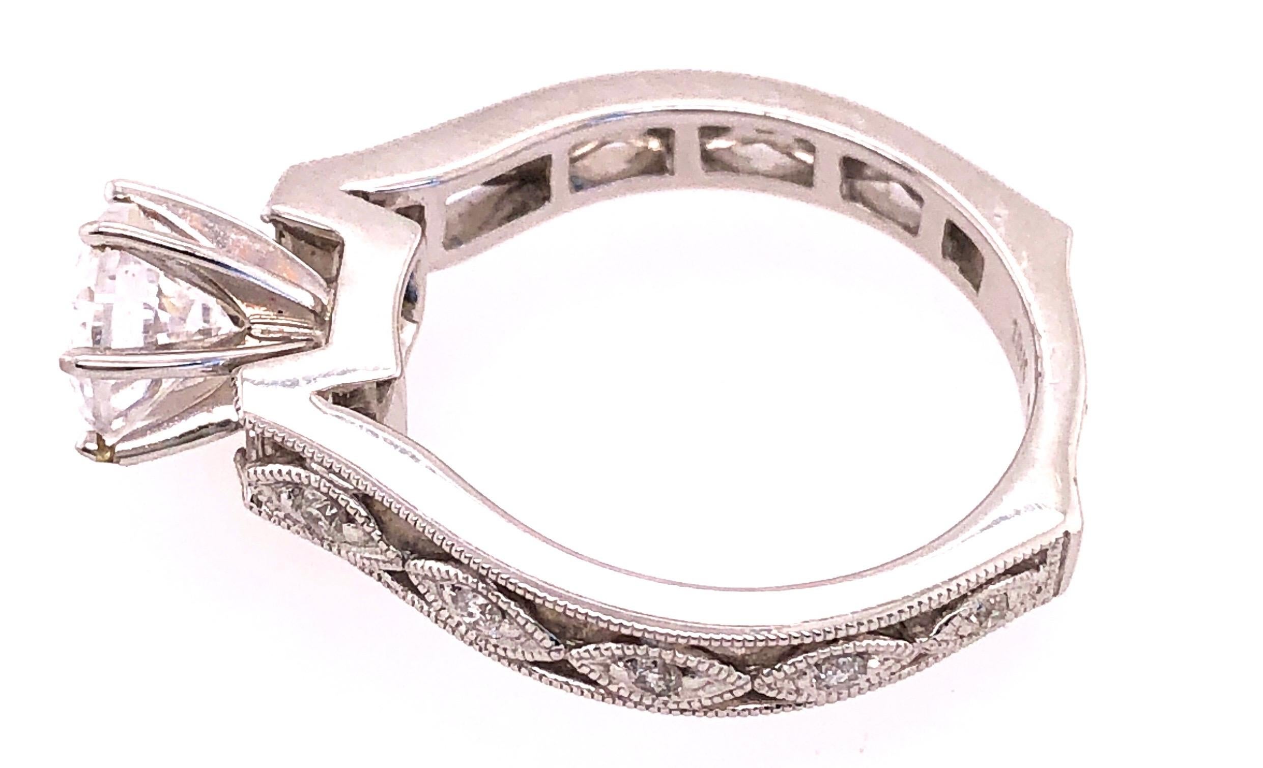 18 Karat White Gold Engagement Bridal Ring with Zircon Center 0.25 TDW For Sale 5