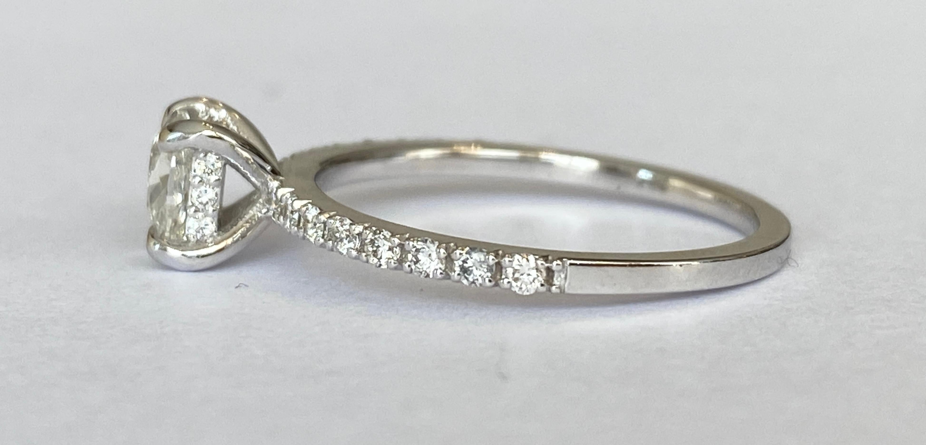 ALGT Verlobungsring aus 18 Karat Weißgold mit Diamanten, ALGT-zertifiziert im Zustand „Neu“ im Angebot in AMSTERDAM, NL