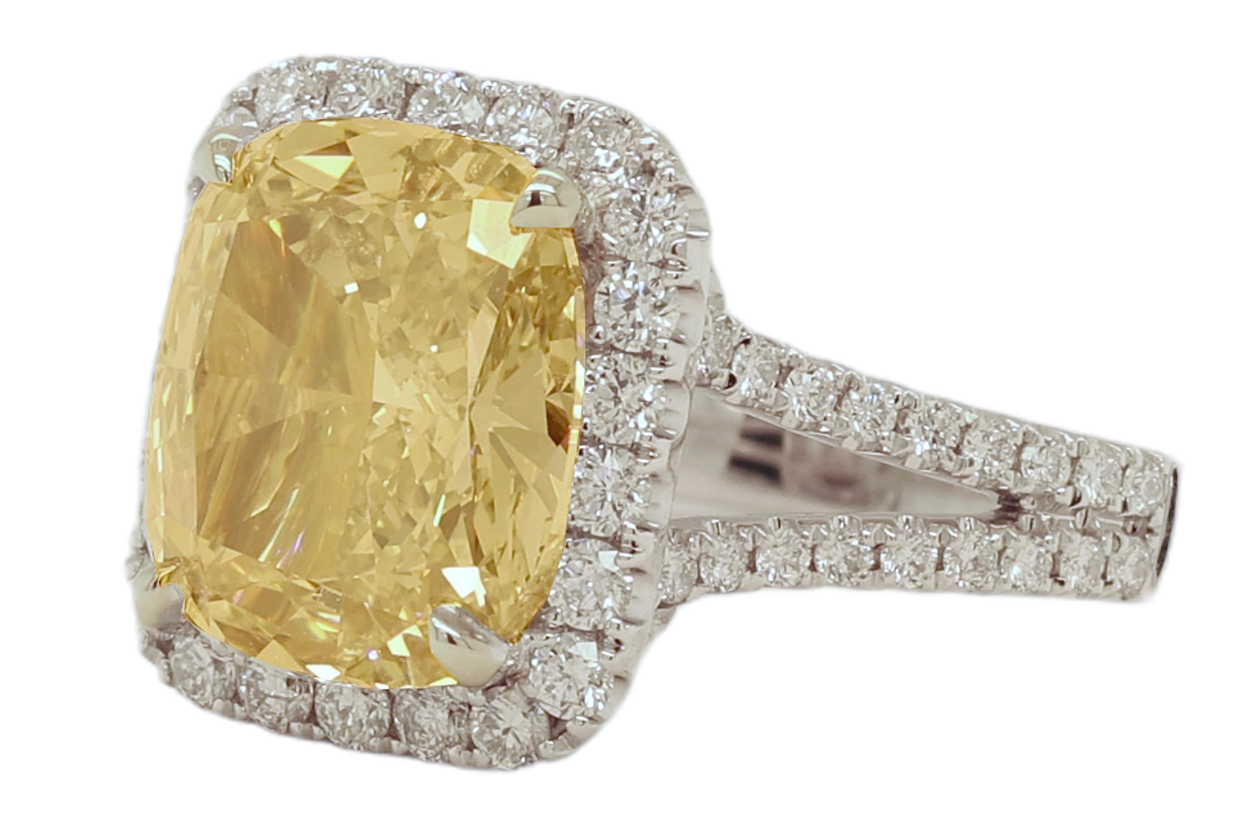 Cushion Cut 18 kt. White Gold Engagement Ring With Large 5 Ct Fancy Light Yellow Diamond For Sale