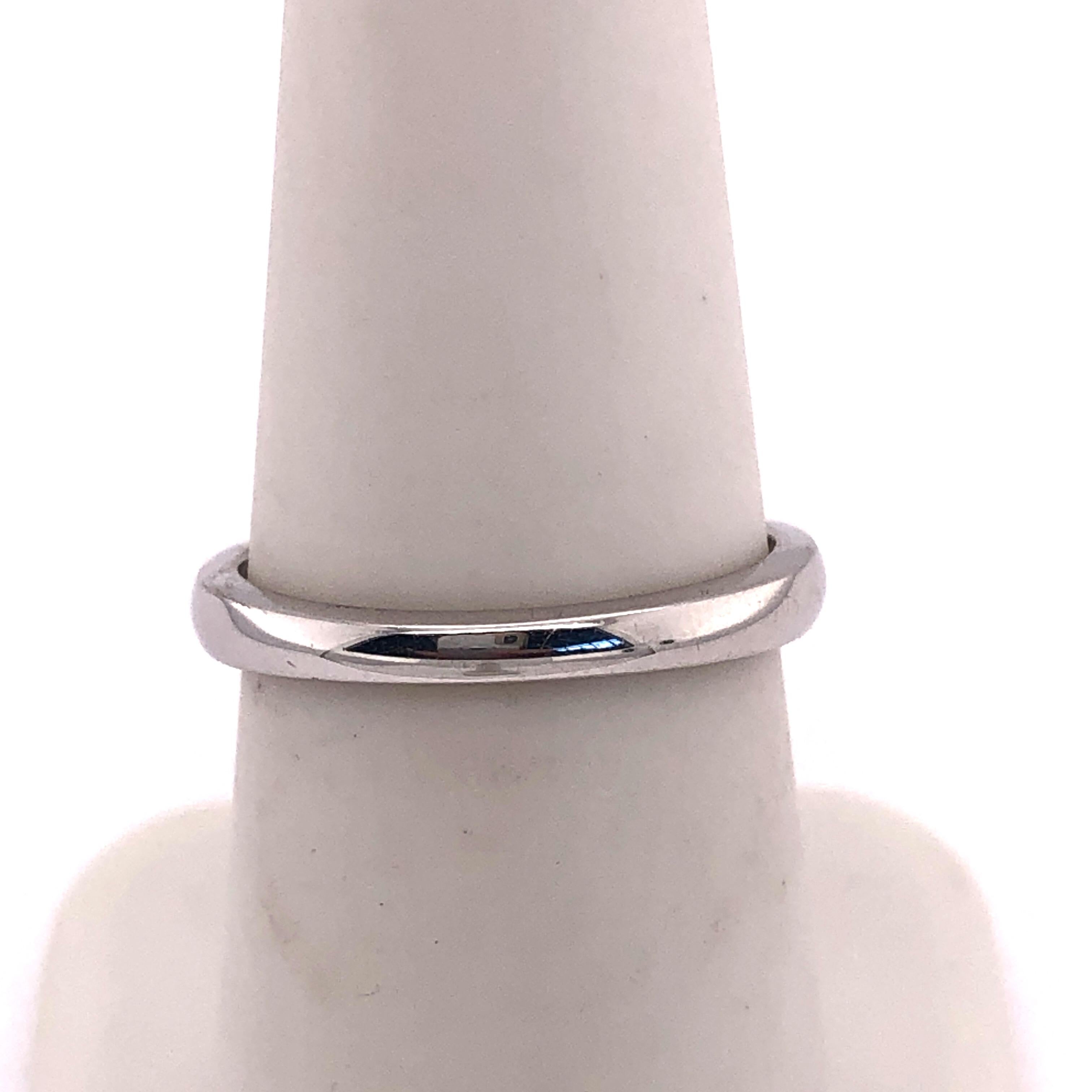 Alliance d'anniversaire de mariage en or blanc 18 carats avec cinq diamants 0,33 TDW Bon état - En vente à Manhasset, NY
