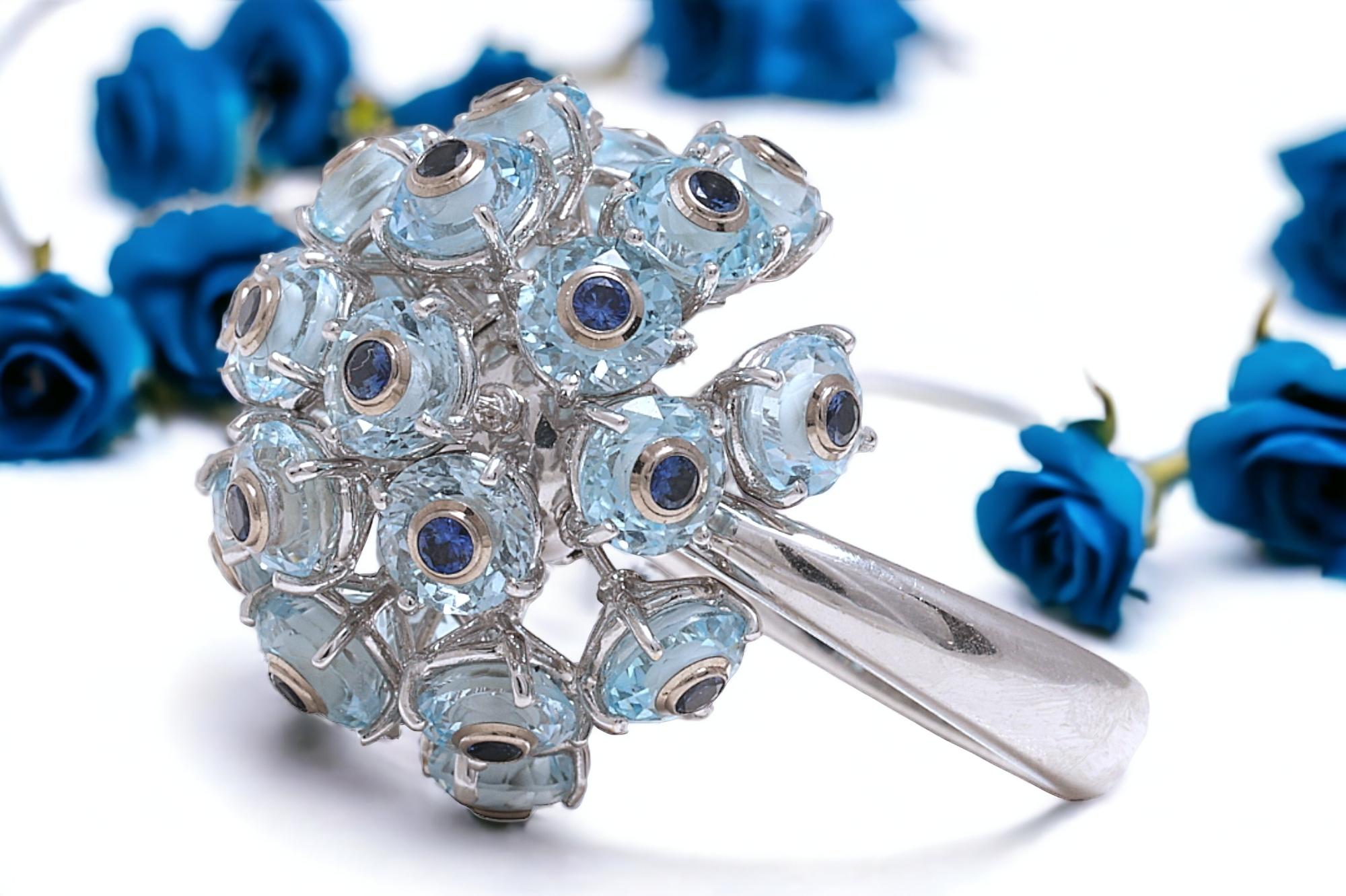 18 Kt White Gold Flexible Ring with Sapphires set In Topaze Stones, Very Special For Sale 4