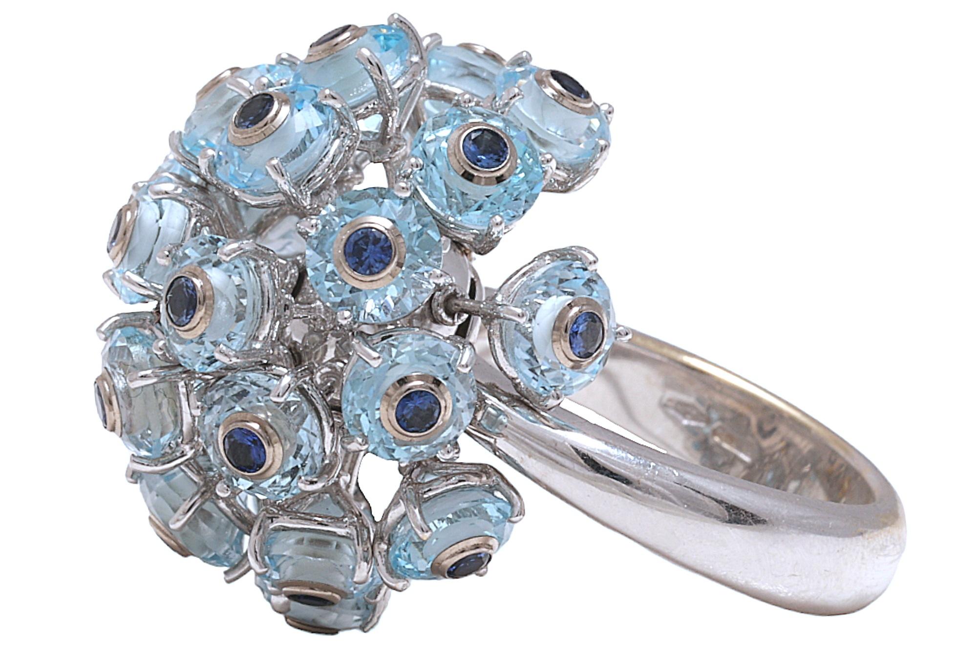 Modern 18 Kt White Gold Flexible Ring with Sapphires set In Topaze Stones, Very Special For Sale