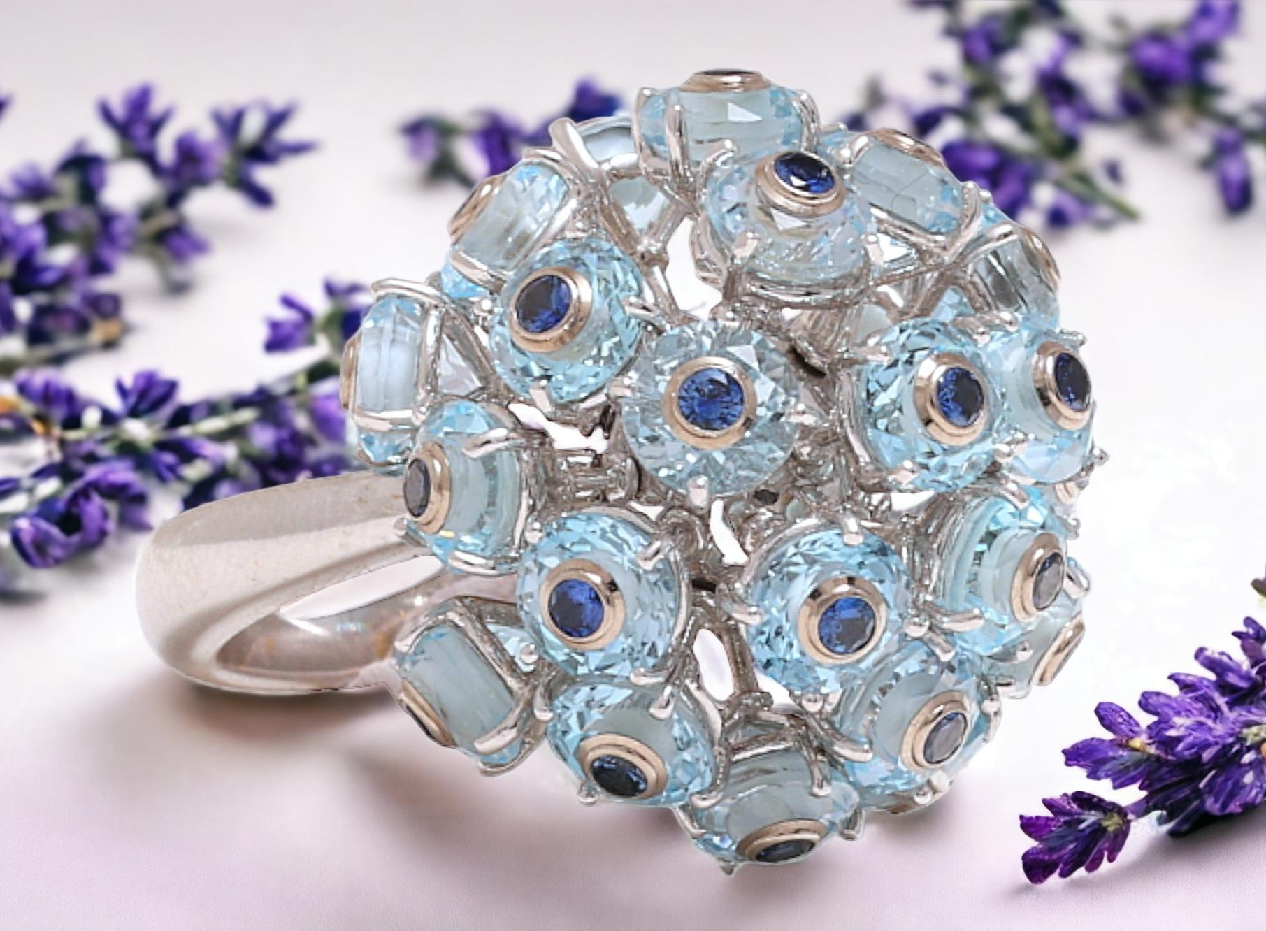 18 Kt White Gold Flexible Ring with Sapphires set In Topaze Stones, Very Special For Sale 3