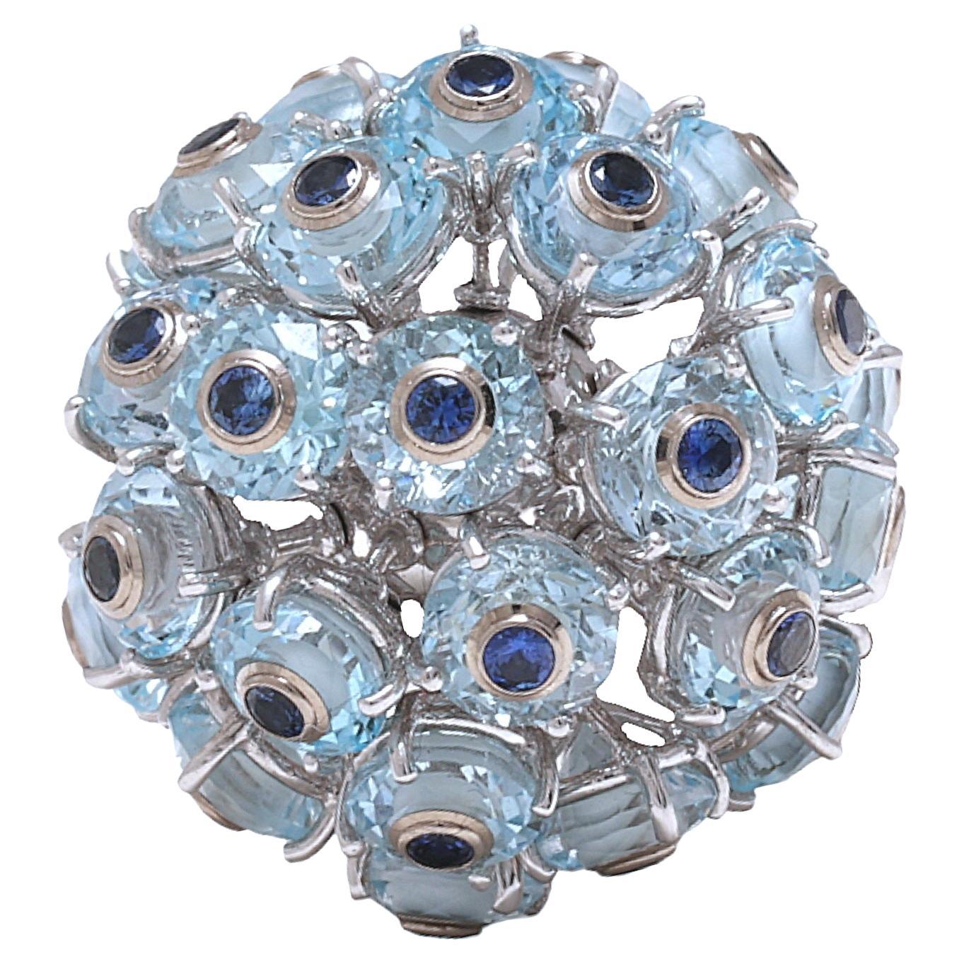 18 Kt White Gold Flexible Ring with Sapphires set In Topaze Stones, Very Special For Sale