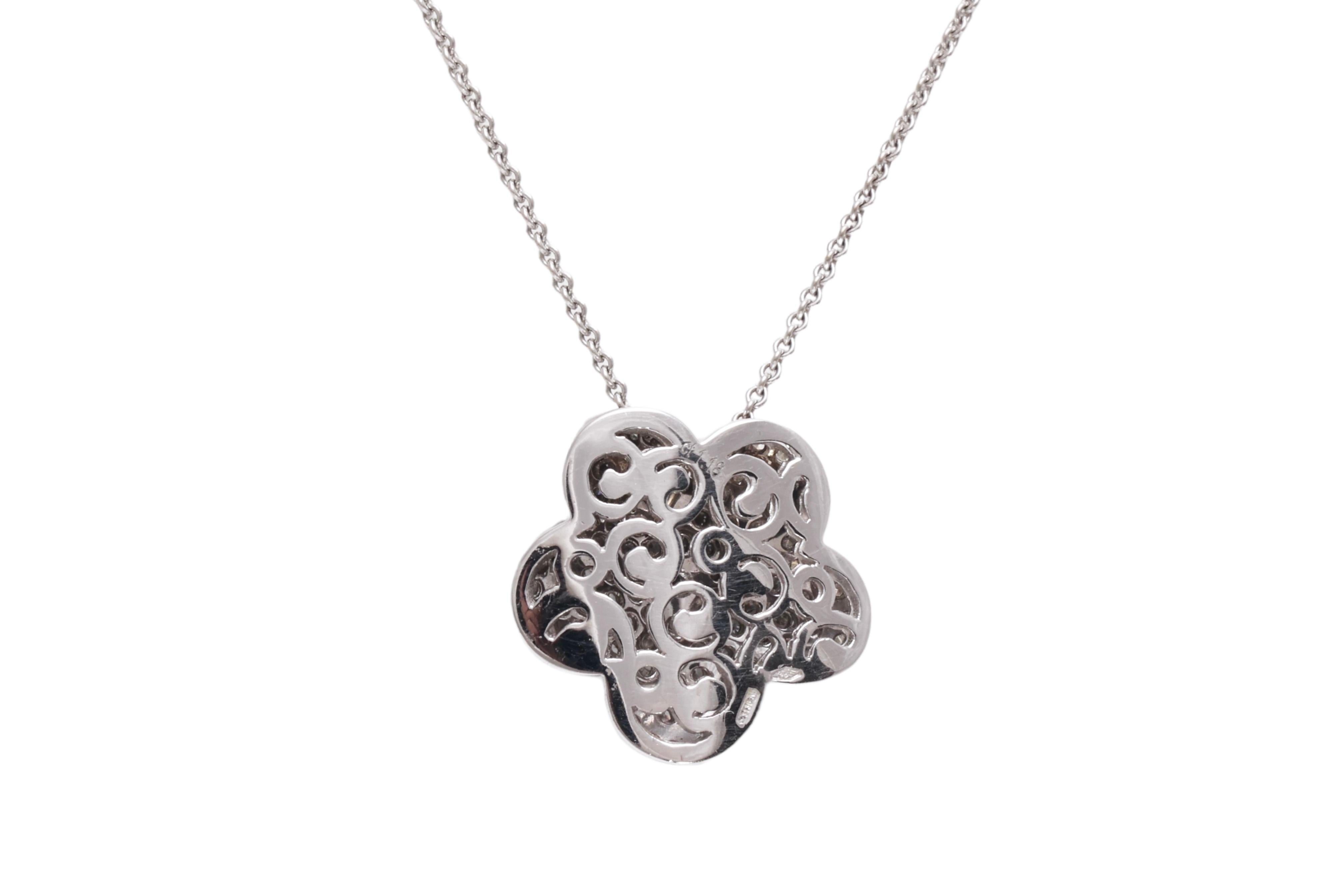 18 kt. White Gold Flower Pendant / Necklace With 1.18 ct. Diamonds For Sale 4