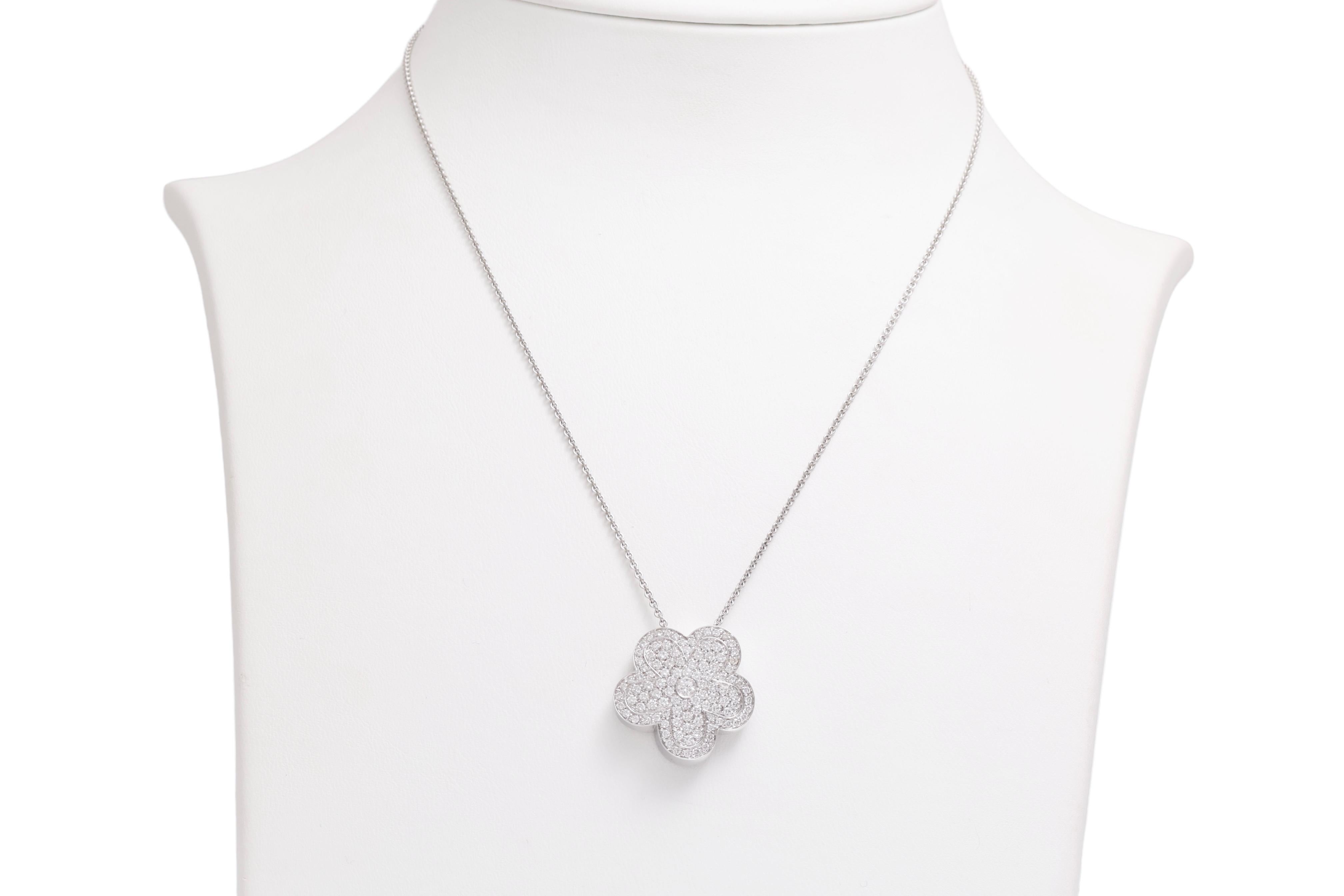 18 kt. White Gold Flower Pendant / Necklace With 1.18 ct. Diamonds For Sale 1