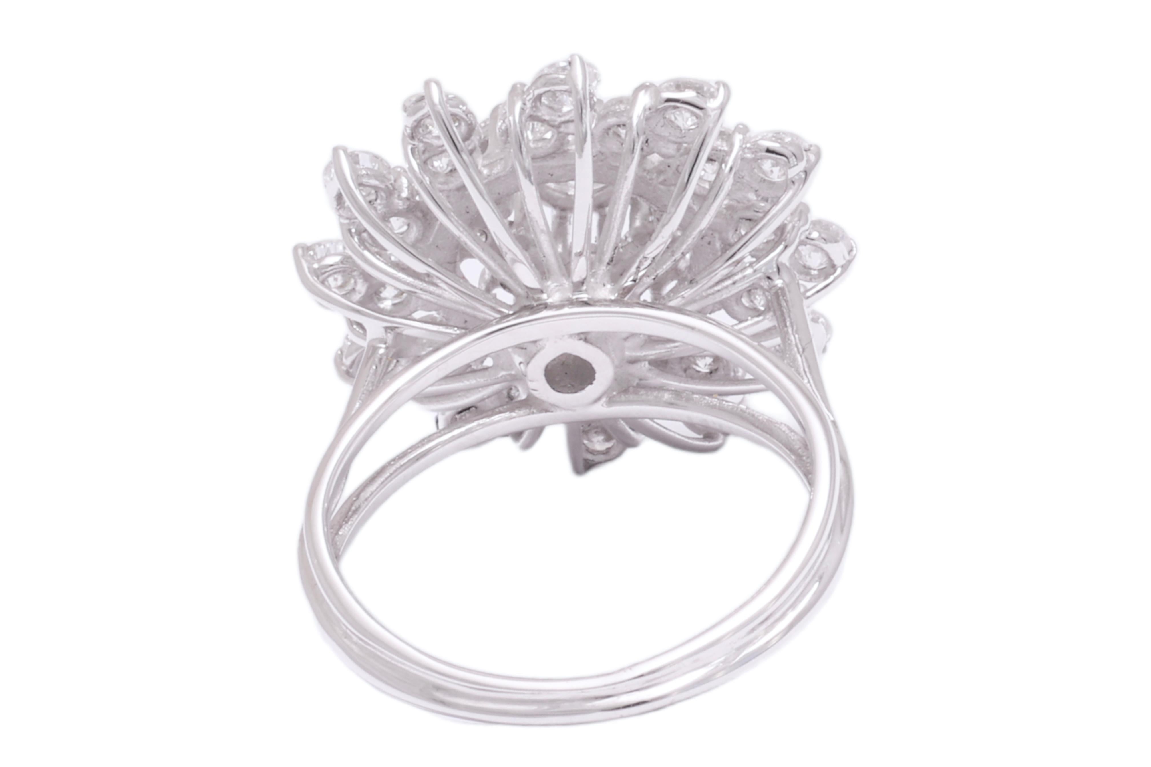 18 kt. White Gold Flower Ring  With 2.85 ct. Diamonds  For Sale 8