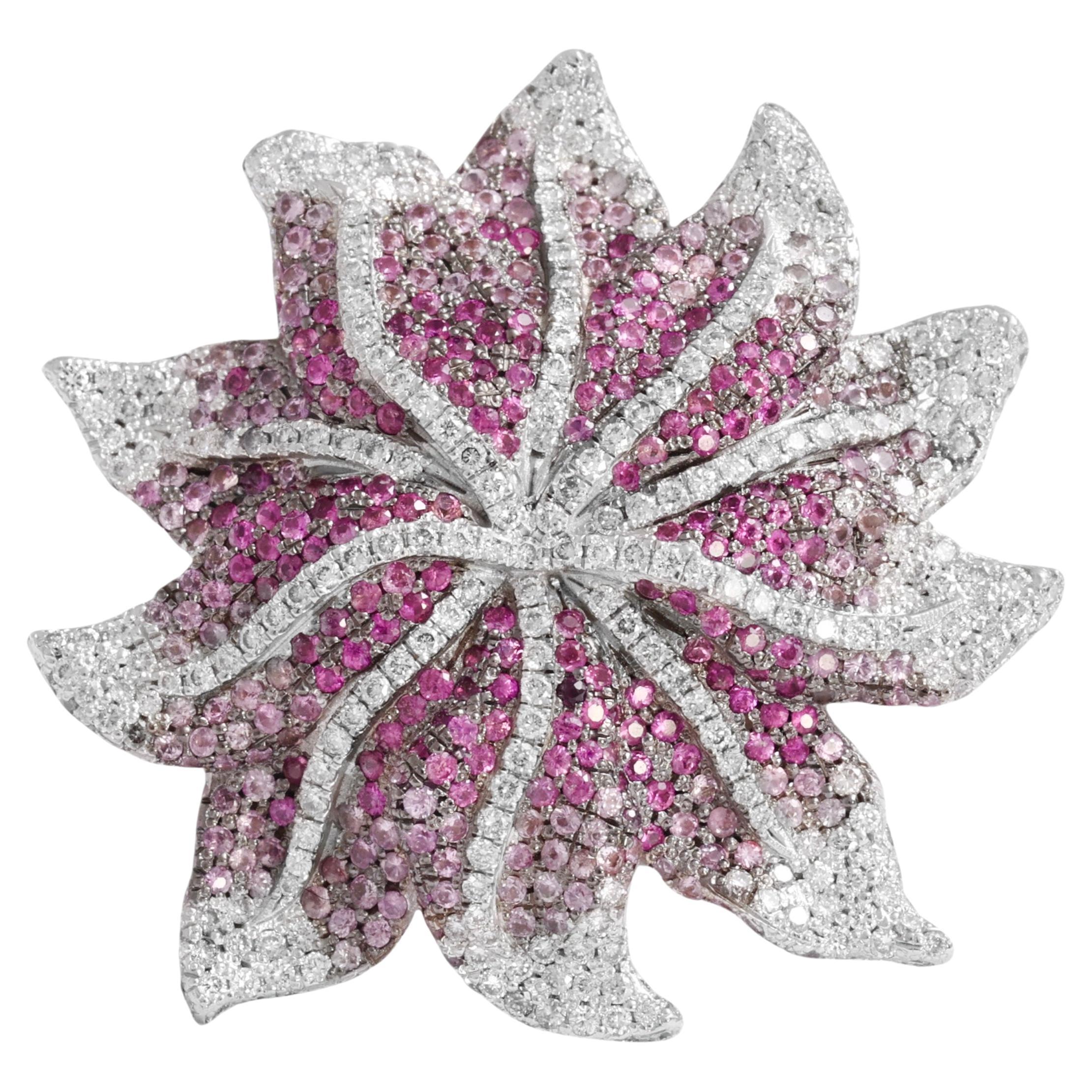 18 Karat Weißgold Blumenförmige Diamanten und Saphire in Blumenform, einzigartig im Angebot