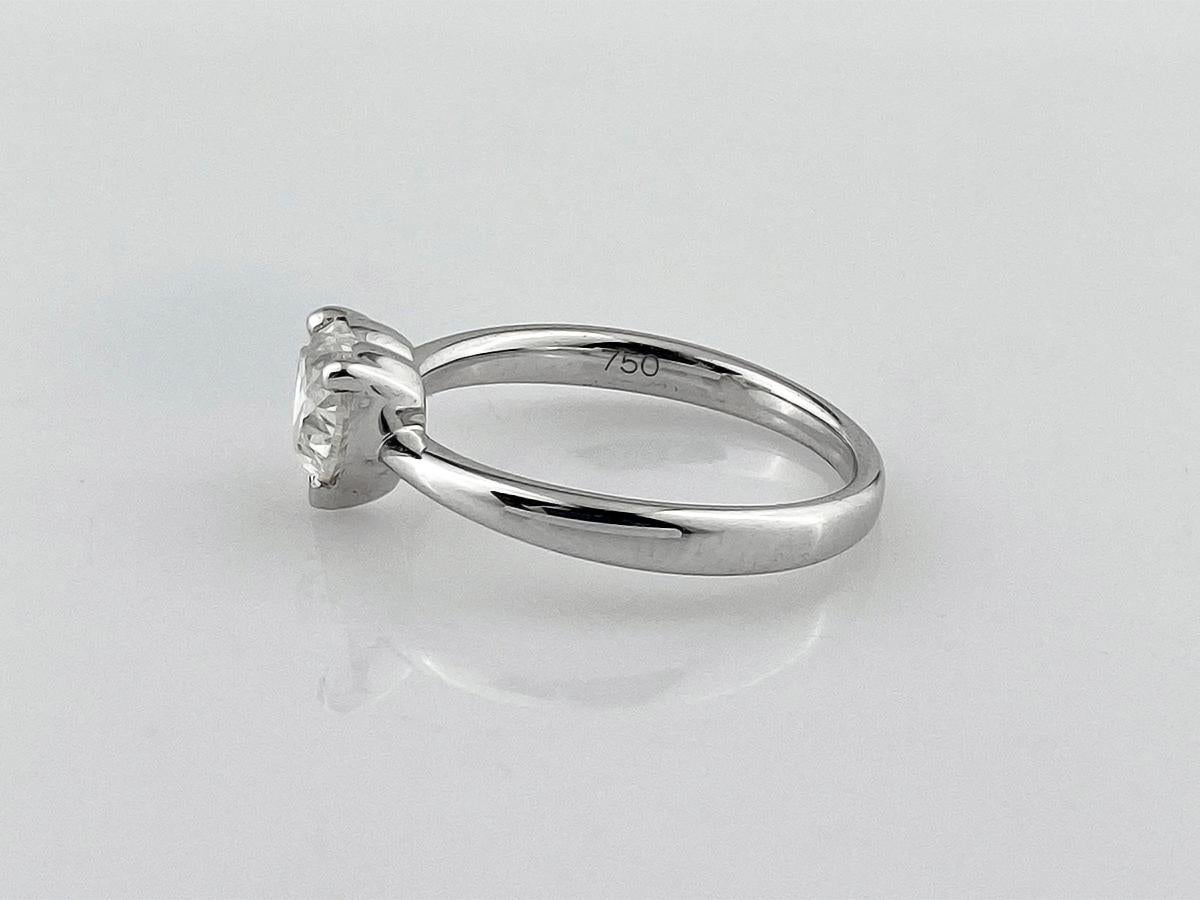 18 KT Weißgold Herzform Diamant Solitär Ring Damen im Angebot