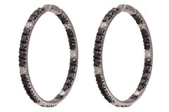 18 kt. Creolen aus Weißgold mit 2,01 Karat. Diamanten, 10,93 Karat. Schwarze Diamanten