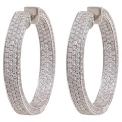 18 kt. White Gold Hoop Earrings with in and out 3.45 ct. Diamonds