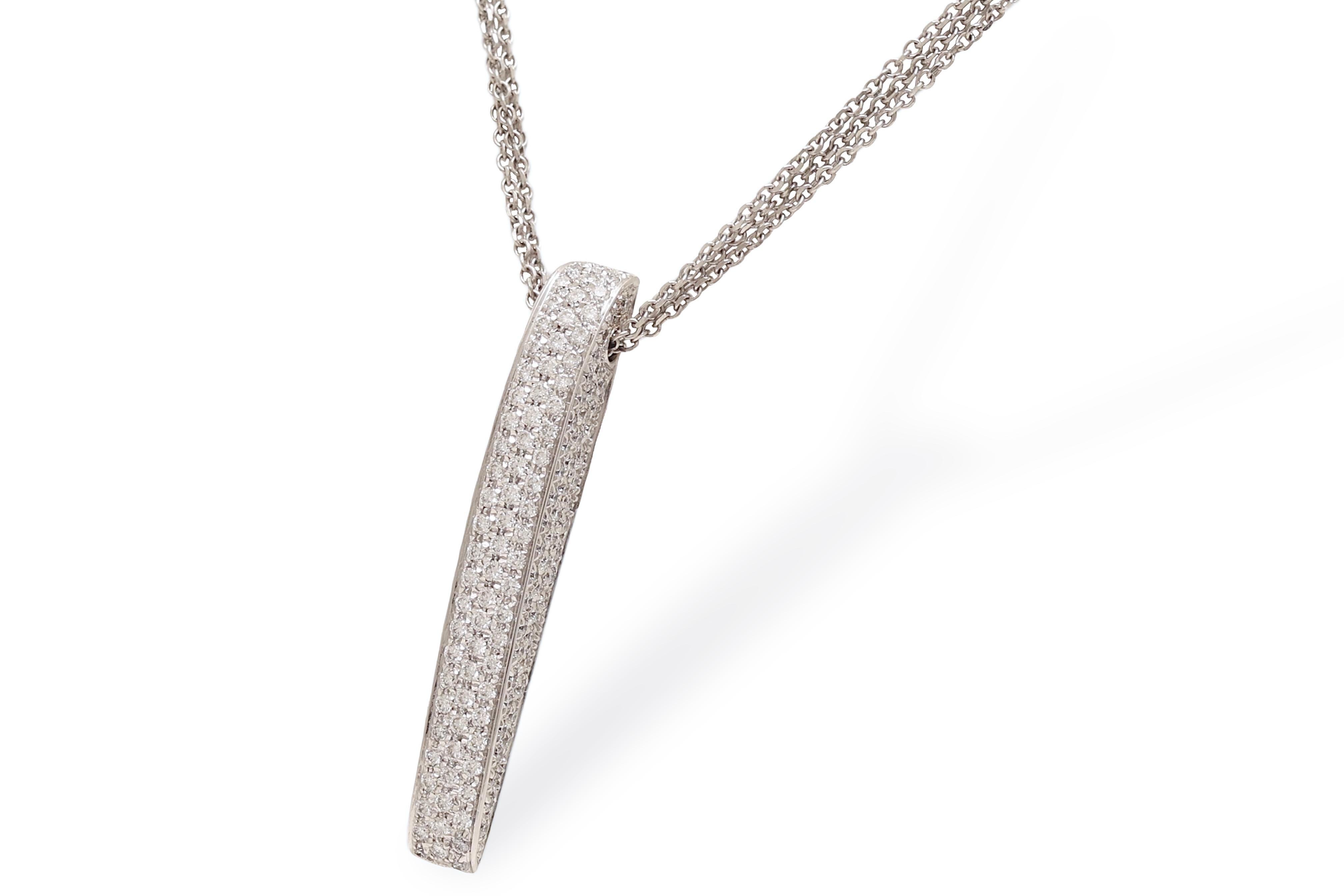 Moderno Set di diamanti con pavé in oro bianco 18 Kt Hulchi Belluni  Ciondolo / Collana in vendita