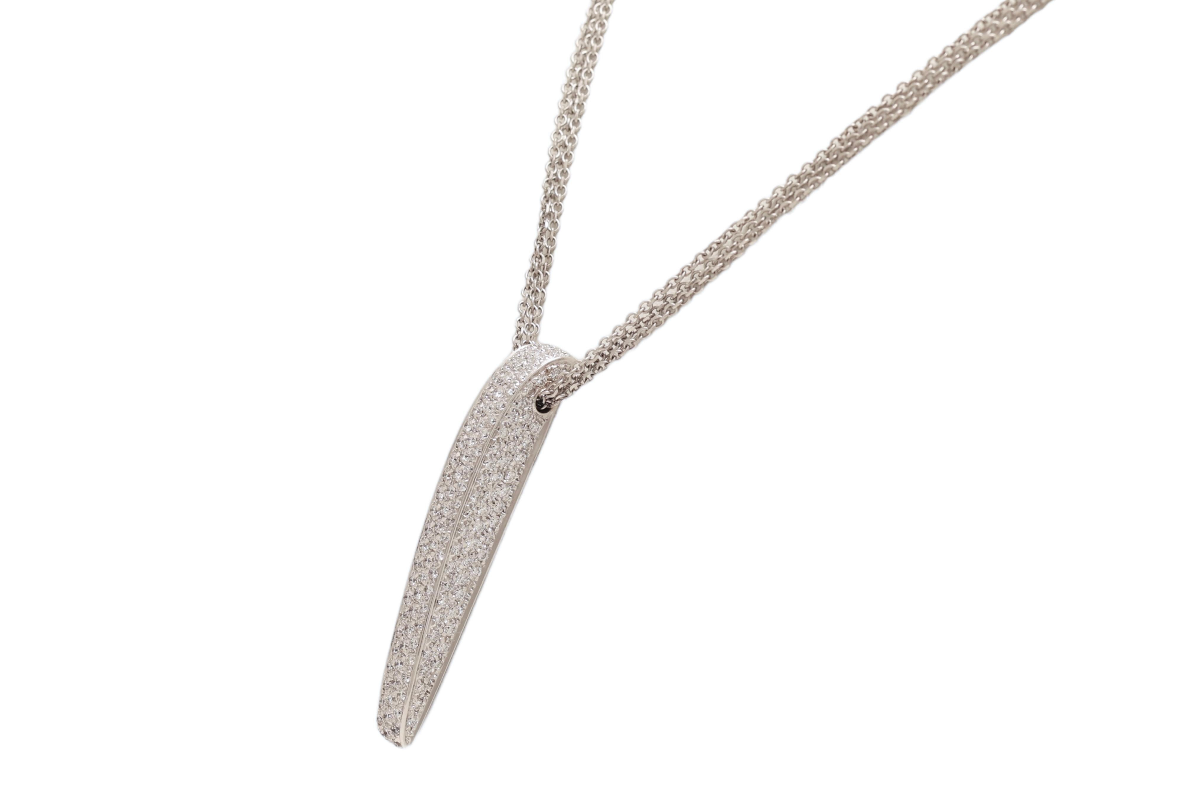 Taglio brillante Set di diamanti con pavé in oro bianco 18 Kt Hulchi Belluni  Ciondolo / Collana in vendita