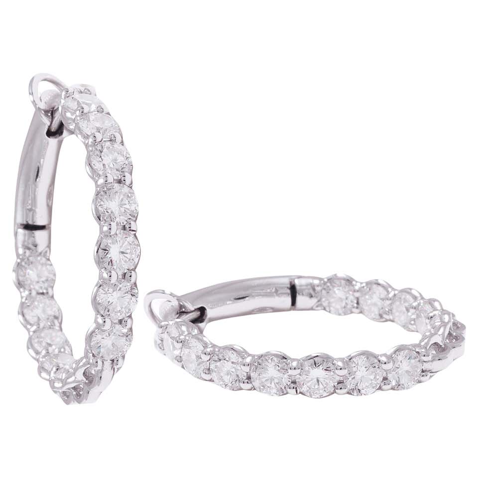 18kt Gold Loop Earrings, 0, 78ct White Diamonds, 7, 14ct Black Diamonds ...