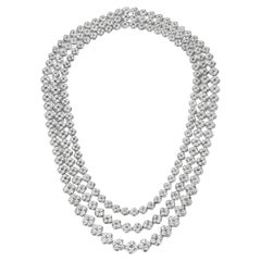 18 kt. Collier multi-brins en or blanc avec 23,48 ct. Diamants taille brillant 