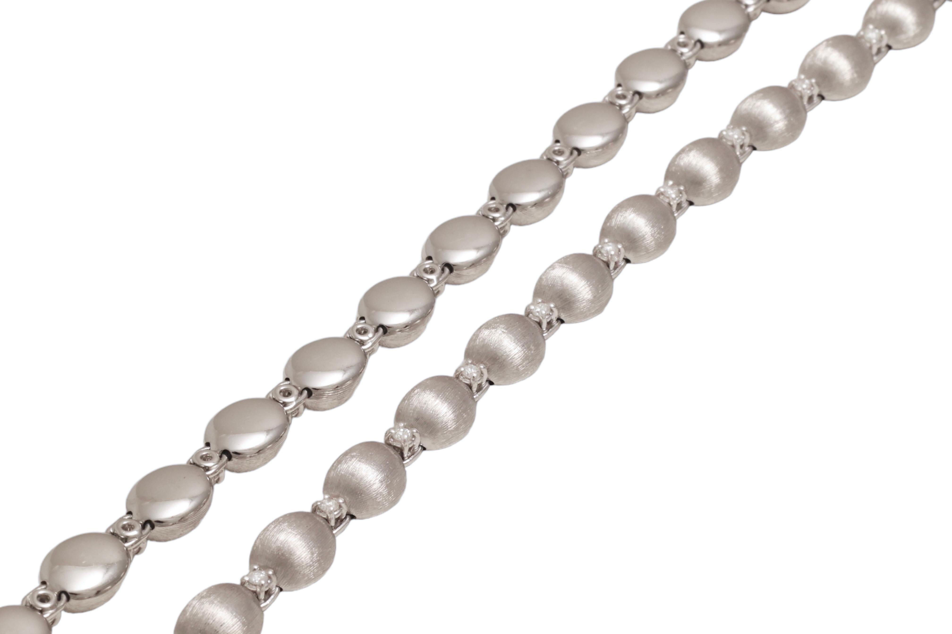 18 Kt White Gold Nanis Diamond Necklace with Satiné Finish For Sale 4