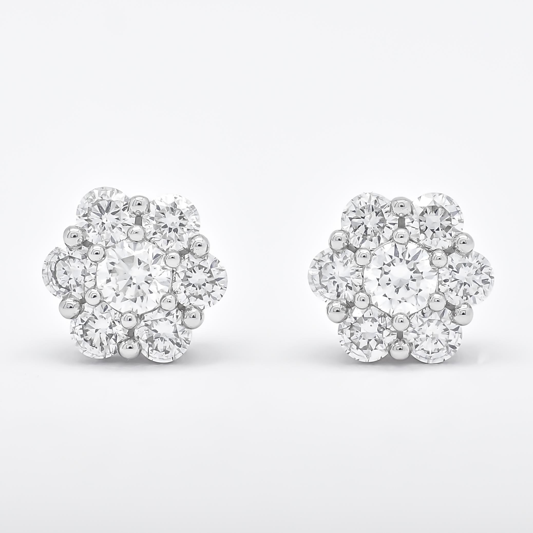 Women's or Men's 18 KT White Gold Natural Diamonds Classic Floral Stud Earrings E055342 For Sale