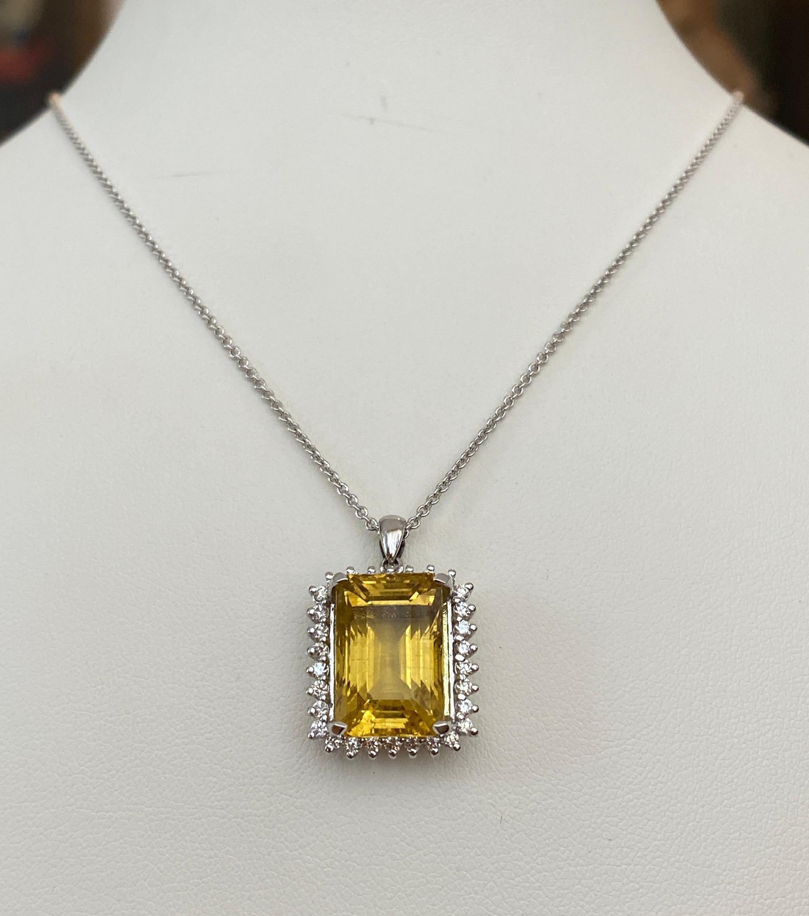 Contemporary 18 Karat White Gold Necklace with a Diamond Pendant Decorated with Citrine