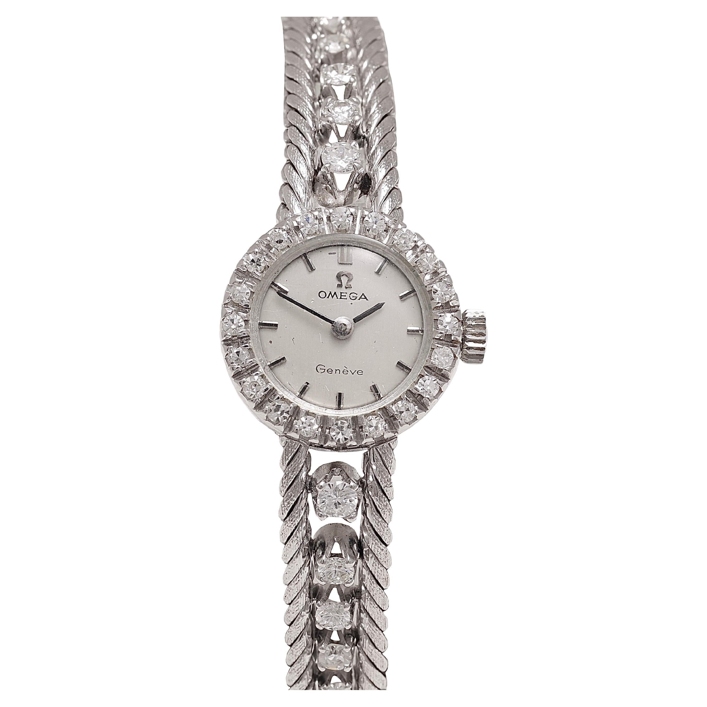 18 kt. White Gold Omega Ladies Automatic Wristwatch with 1.32 ct. Diamonds