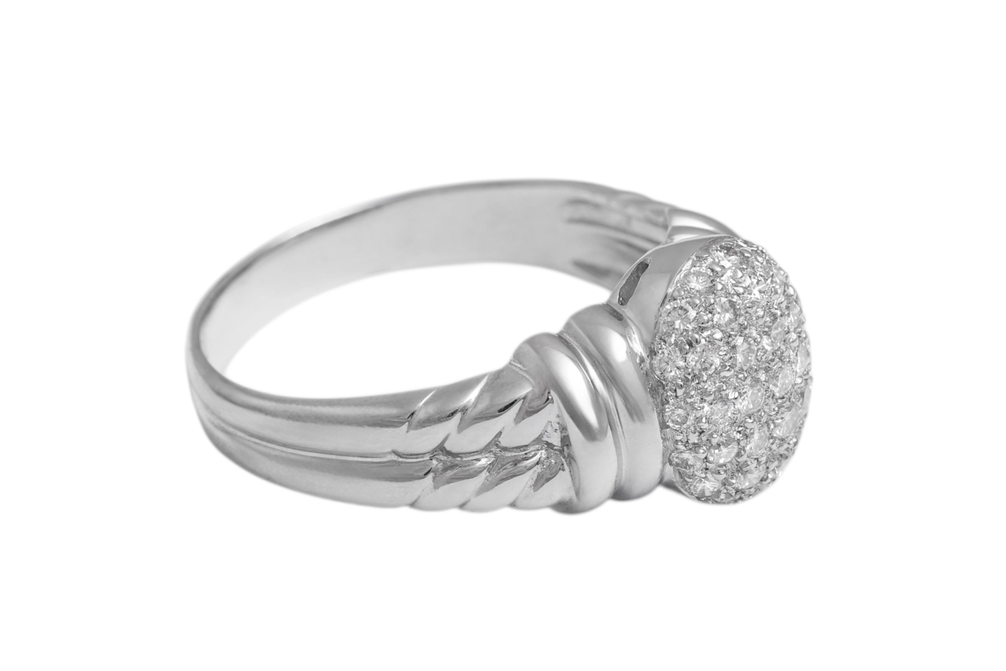 Brilliant Cut 18 Kt White Gold Pavé Diamonds Set Ring For Sale