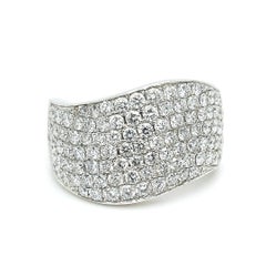 18kt White Gold Pavé Wave Diamond Ring with 2.6ct Diamonds