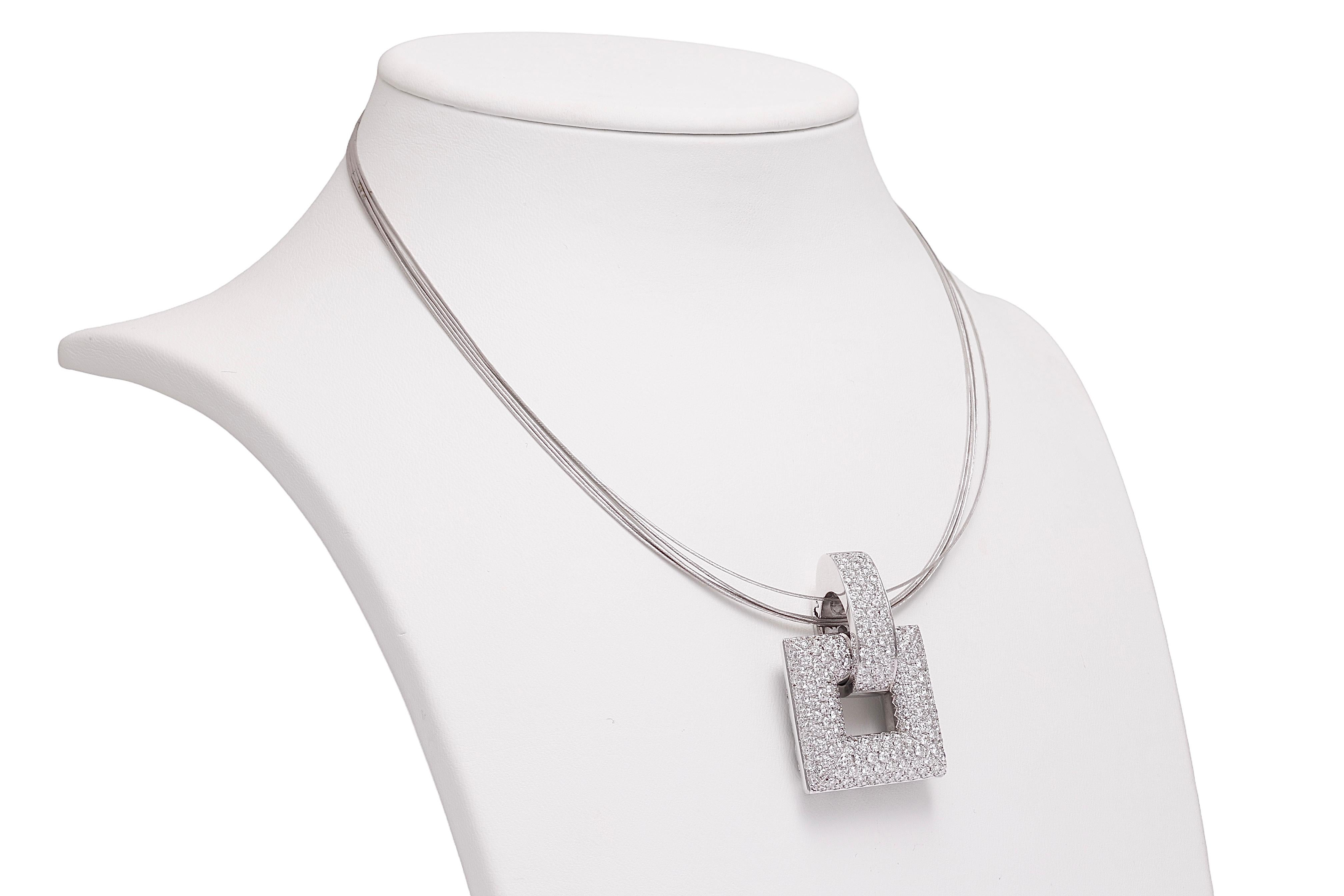 Women's or Men's 18 kt white gold Pendant with 5.75 ct. Diamonds, 18kt Gold Multi strand Necklace For Sale