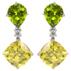 Boucles d'oreilles à clip en or blanc 18 KT avec péridot, citrine et diamant
