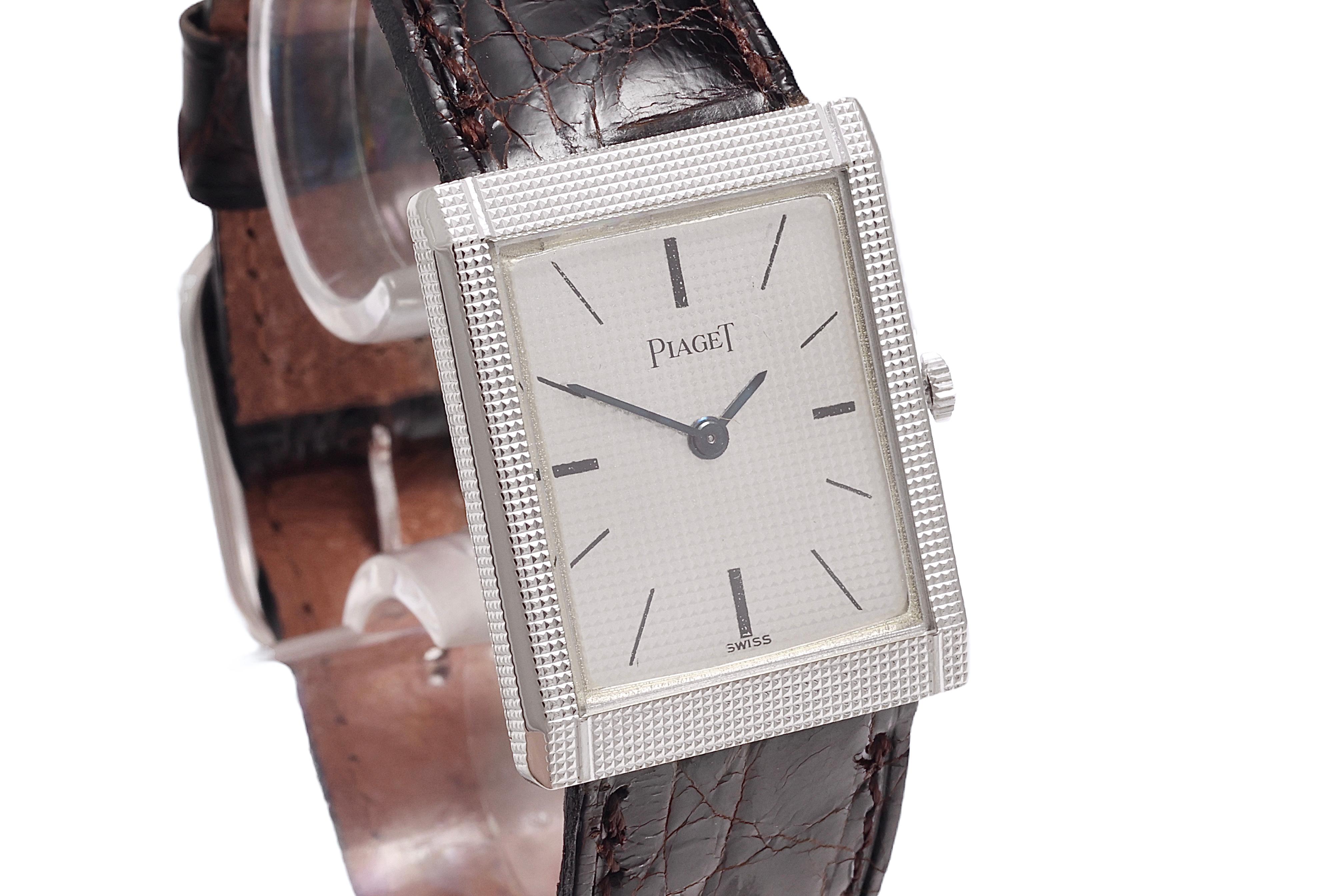 18 kt. Montre-bracelet Piaget en or blanc, remontage manuel Ultra fin, Collector Unisexe en vente