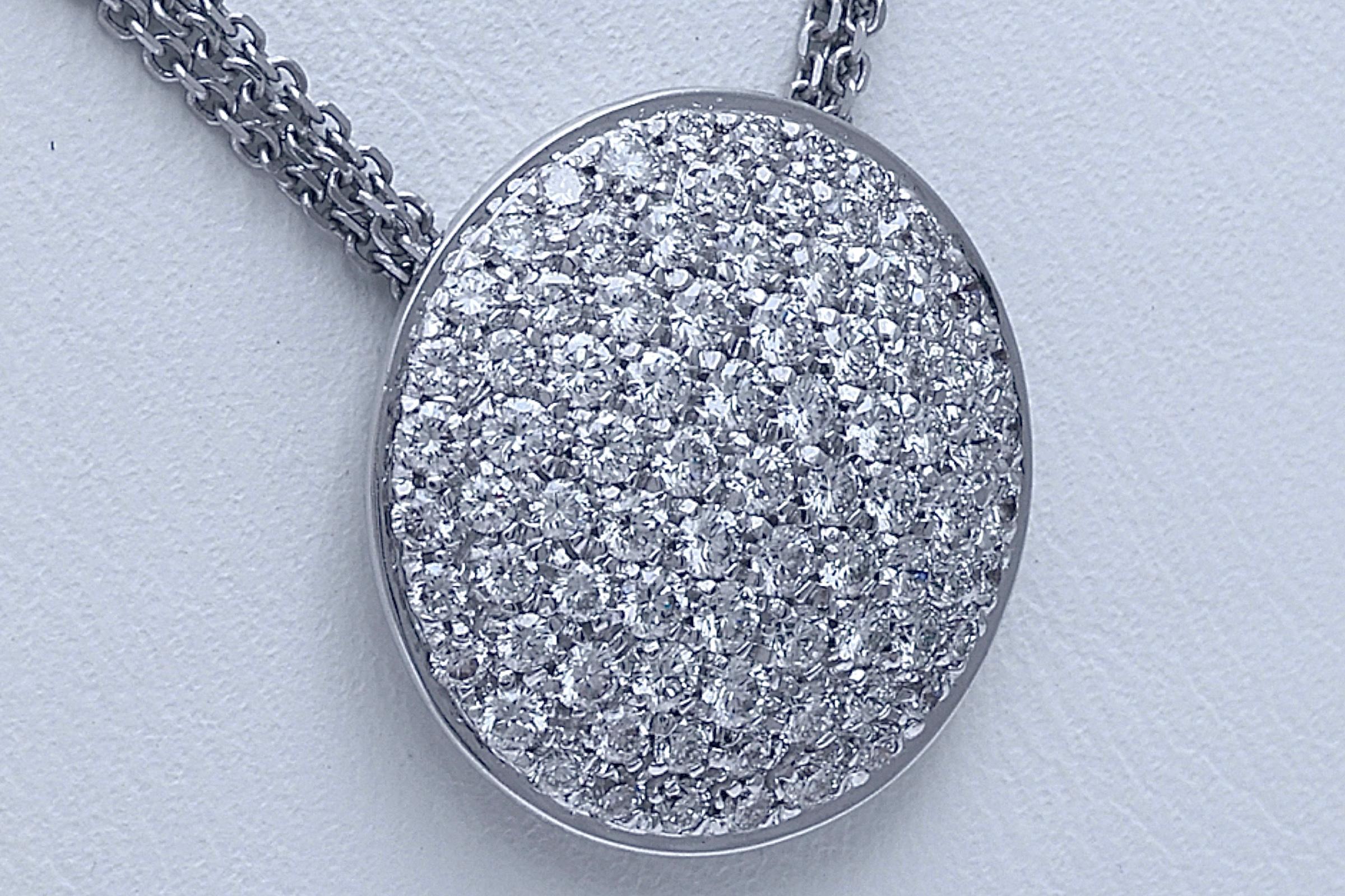 Modern 18 kt. White Gold Reversible Necklace With 1.74 ct. Diamonds, Has Matching Ring  For Sale
