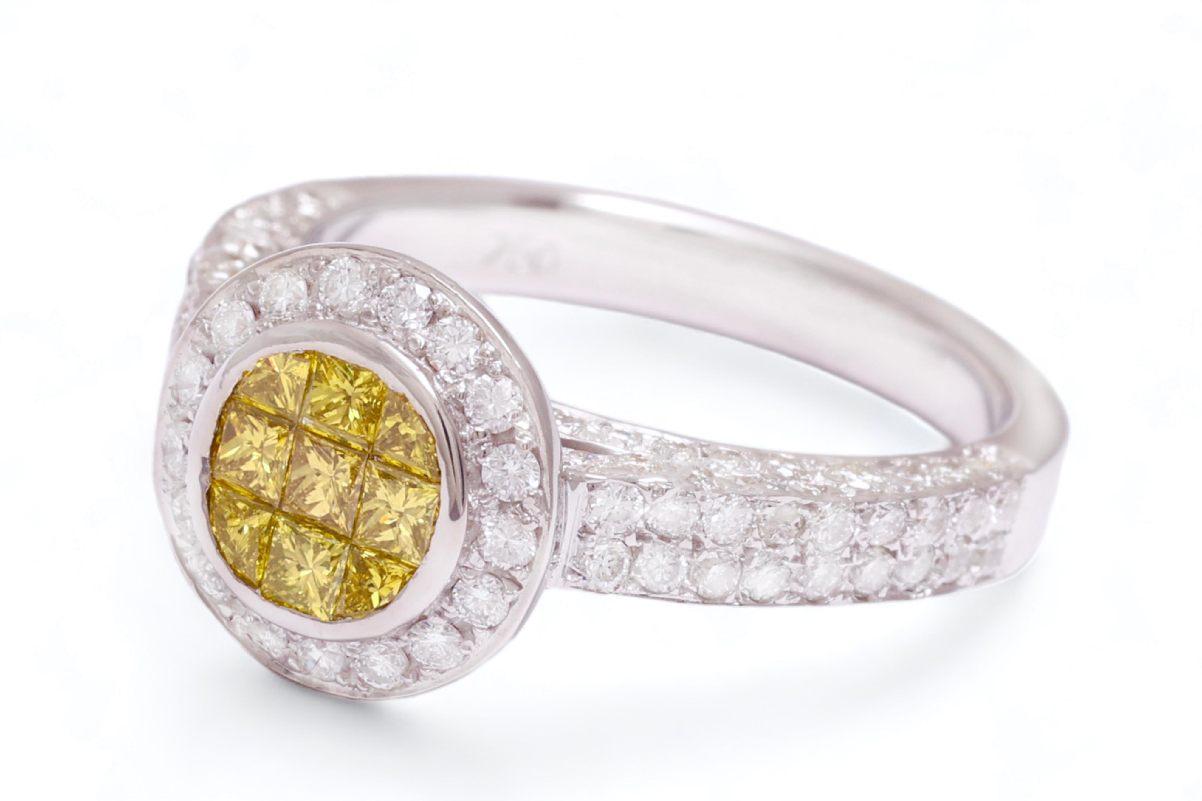 18 kt. Weißgold-Ring  1,7 ct. Unsichtbare Prinzessin Fancy Gelbe & Weiße Diamanten (Carréschliff) im Angebot