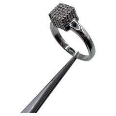 18 Kt White Gold Ring and Brilliant Cut Diamonds