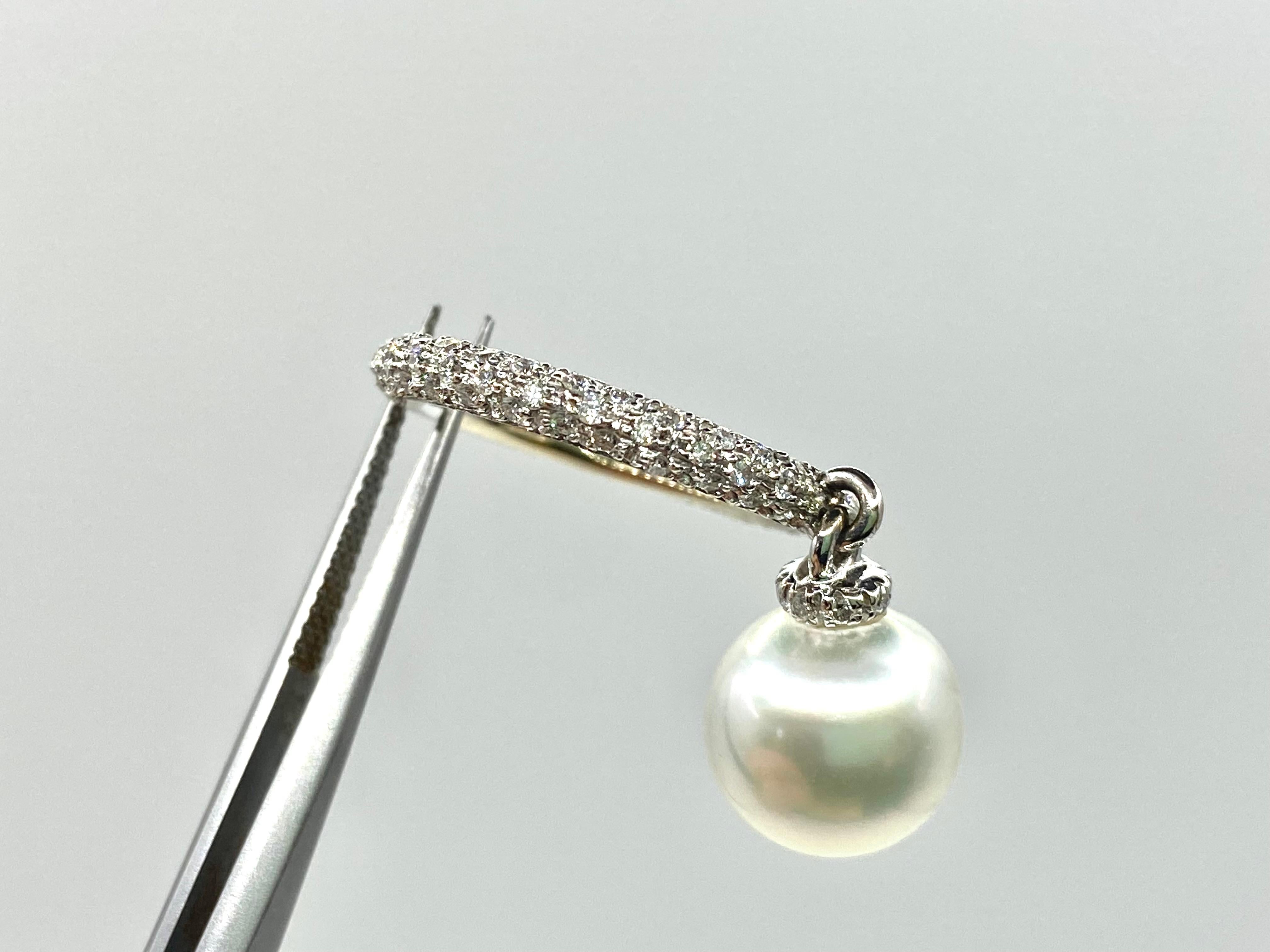 18 Kt White Gold Ring, Australian Cultured Pearl, Brilliant Cut Diamonds In Good Condition For Sale In Palermo, IT