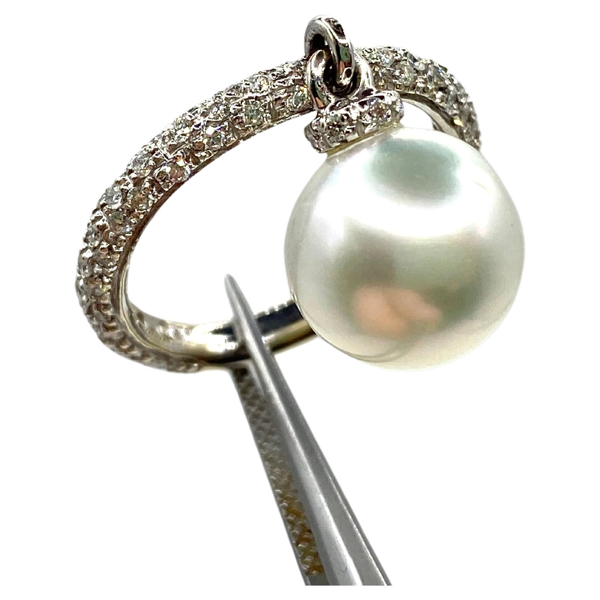 18 Kt White Gold Ring, Australian Cultured Pearl, Brilliant Cut Diamonds For Sale