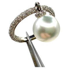 18 Kt White Gold Ring, Australian Cultured Pearl, Brilliant Cut Diamonds