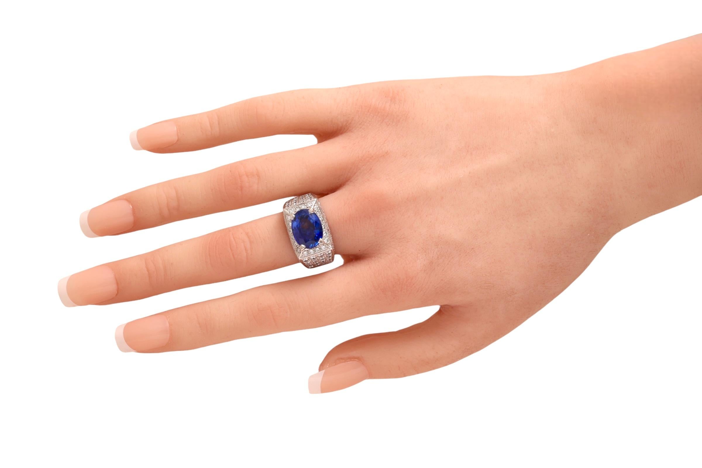 18 kt White Gold Ring, Ceylon Intense Blue Sapphire 6.3 Ct, Amazing Color For Sale 7