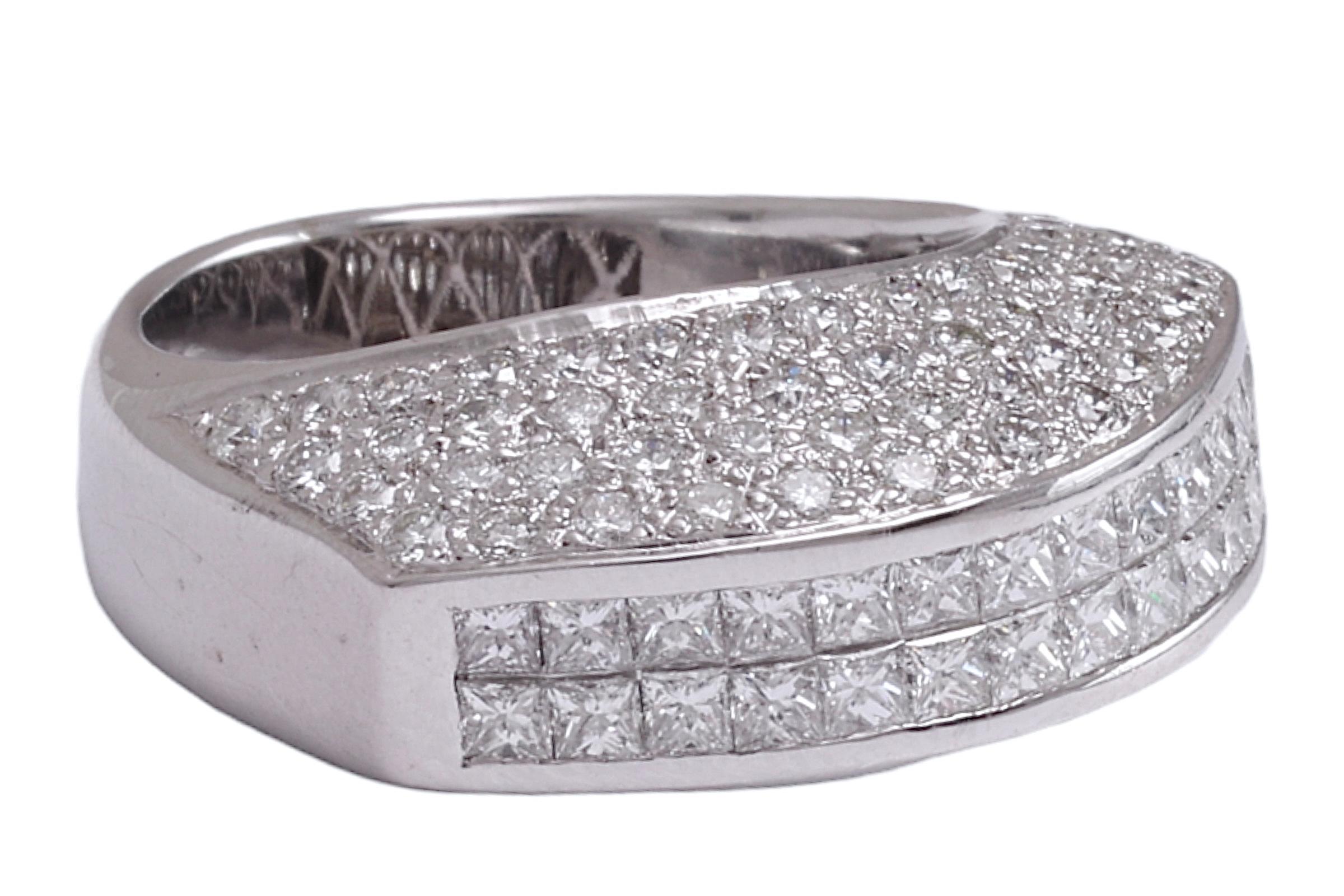 Princess Cut 18 kt. White Gold Ring Invisible Princess & Brilliant Cut  1.88 ct. Diamonds For Sale