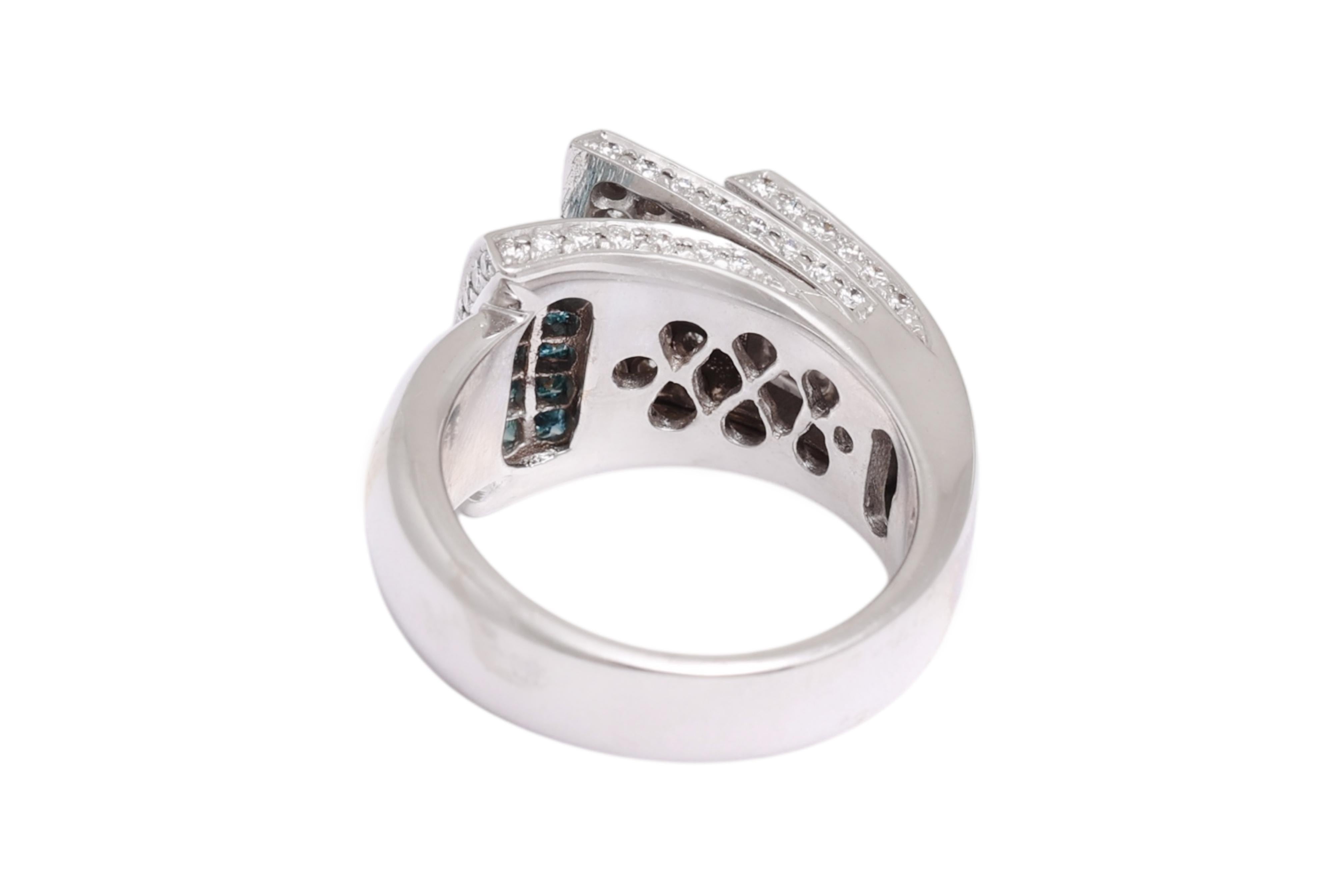 Anello in oro bianco 18 Kt con diamanti incastonati e diamanti taglio Brilliante in vendita 5