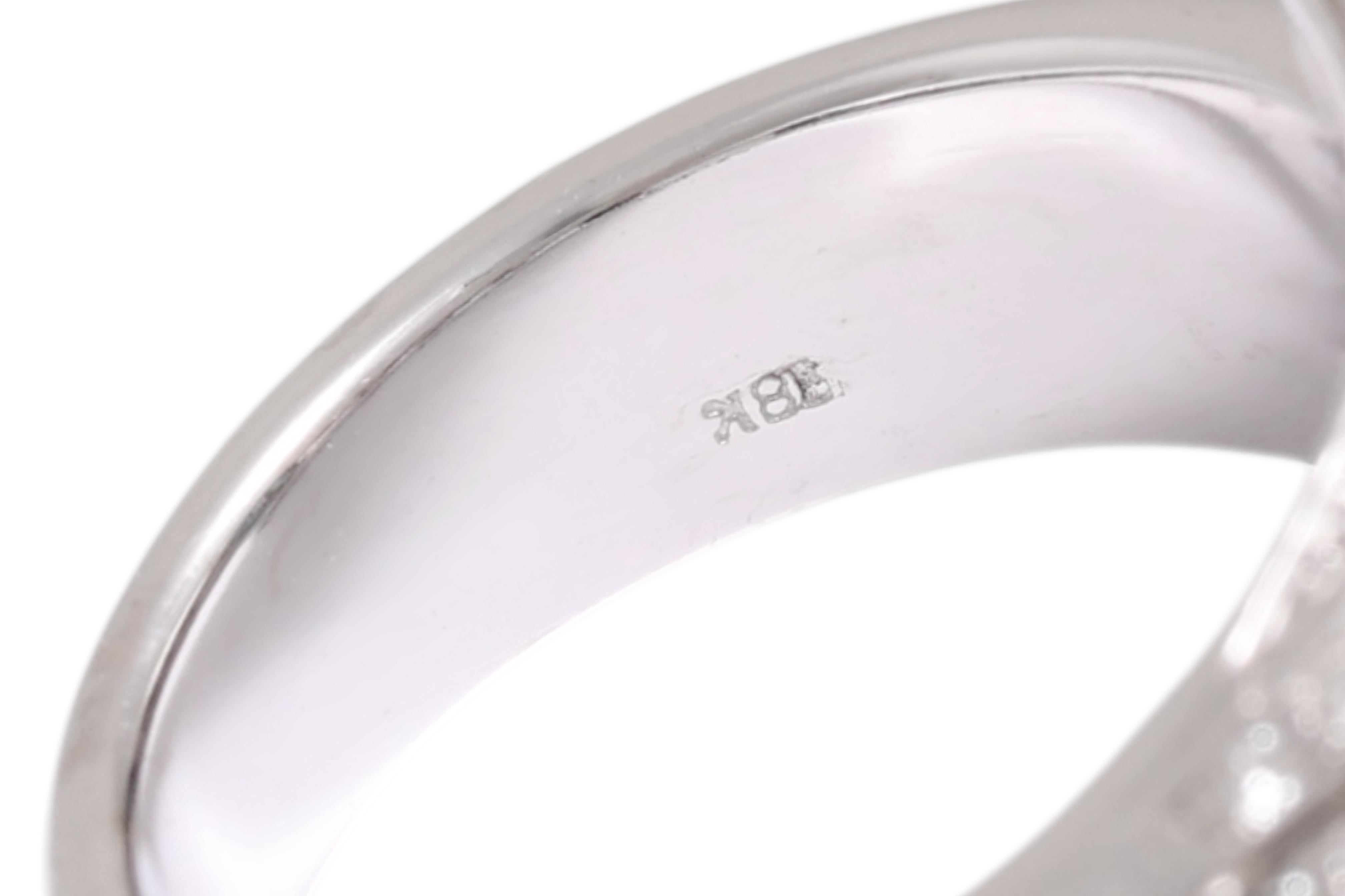 Anello in oro bianco 18 Kt con diamanti incastonati e diamanti taglio Brilliante in vendita 6