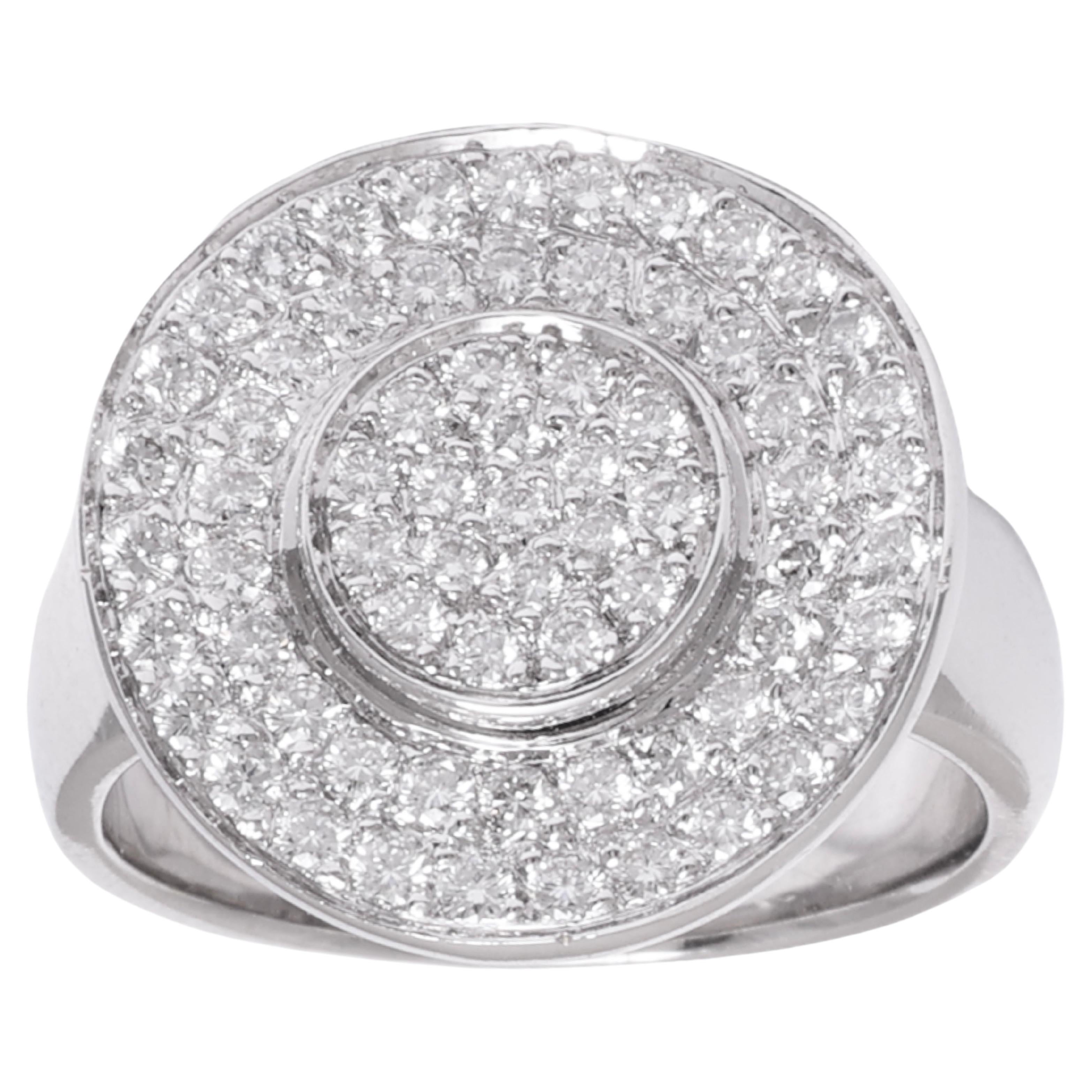 18 kt. Anillo de oro blanco con 1,44 ct. Diamantes
