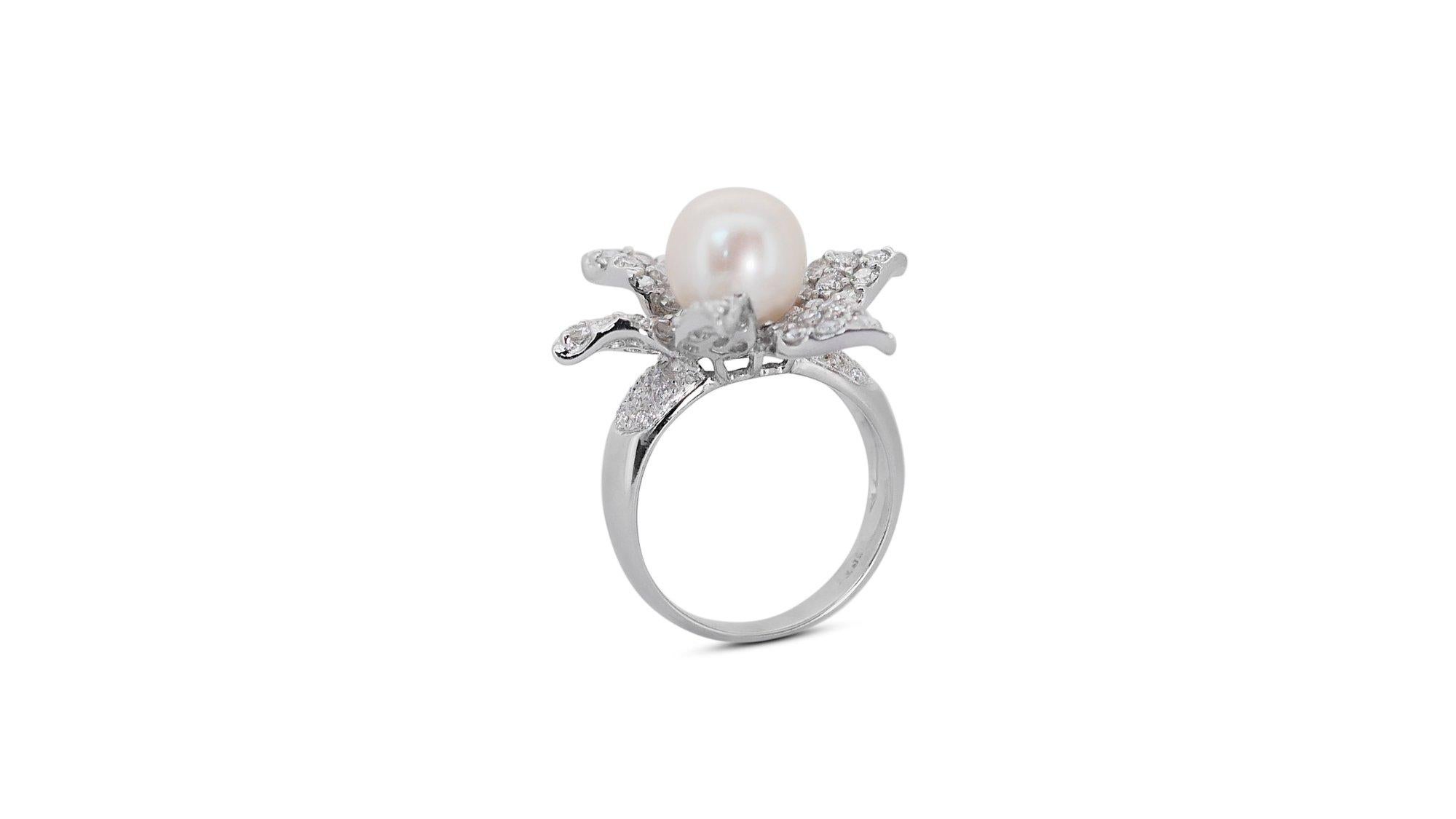 Round Cut 18 kt. White Gold Ring with 2.20 ct Natural Diamonds with Pearl  - AIG Cert For Sale