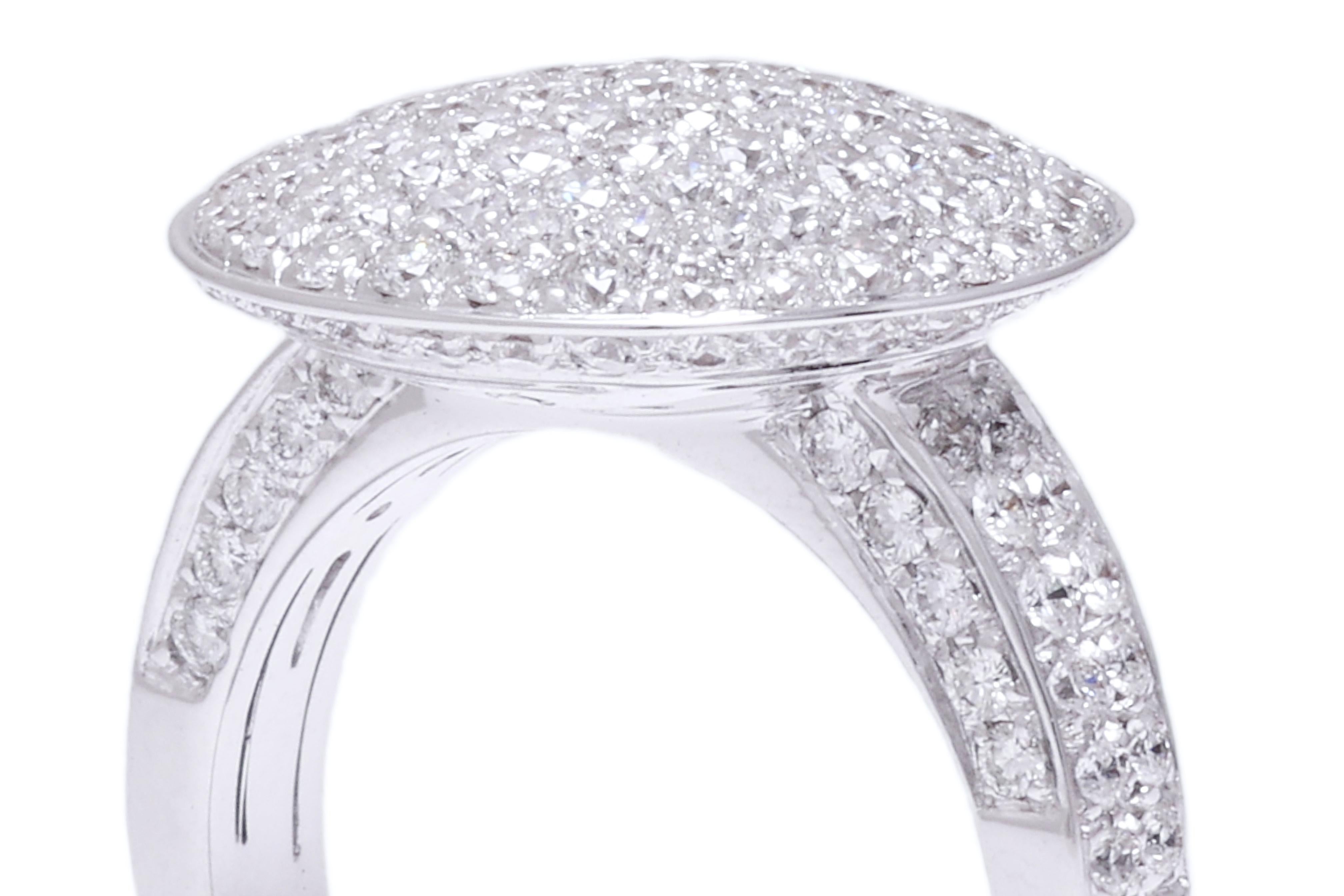 18 kt. Bague en or blanc de 2,32 carats Diamants à taille brillante en vente 3