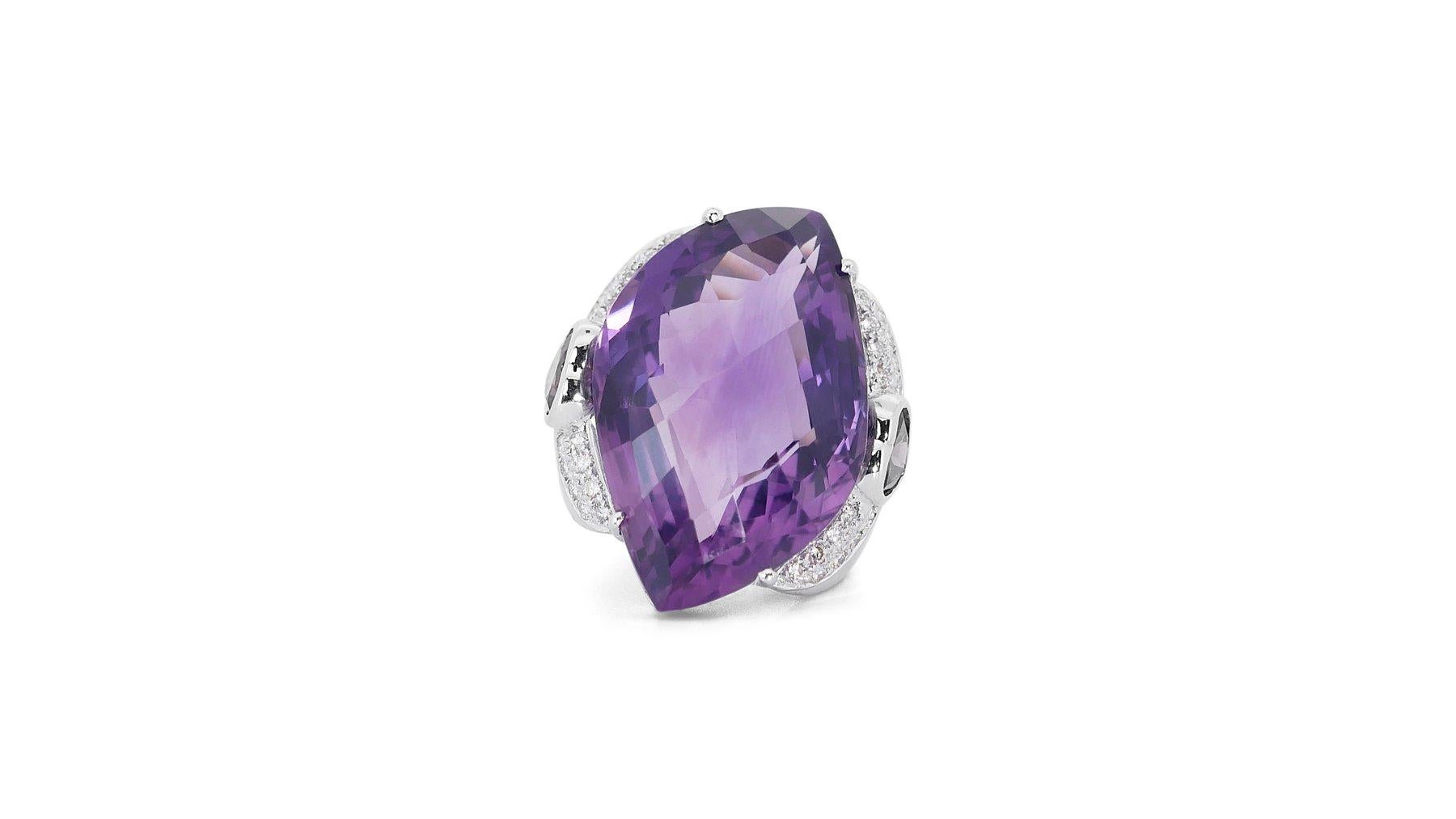 Mixed Cut 18 kt. White Gold Ring with 52.8 carat Natural Diamonds, & Amethysts IGI Cert For Sale