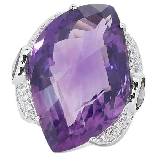 18 kt. White Gold Ring with 52.8 carat Natural Diamonds, & Amethysts IGI Cert For Sale