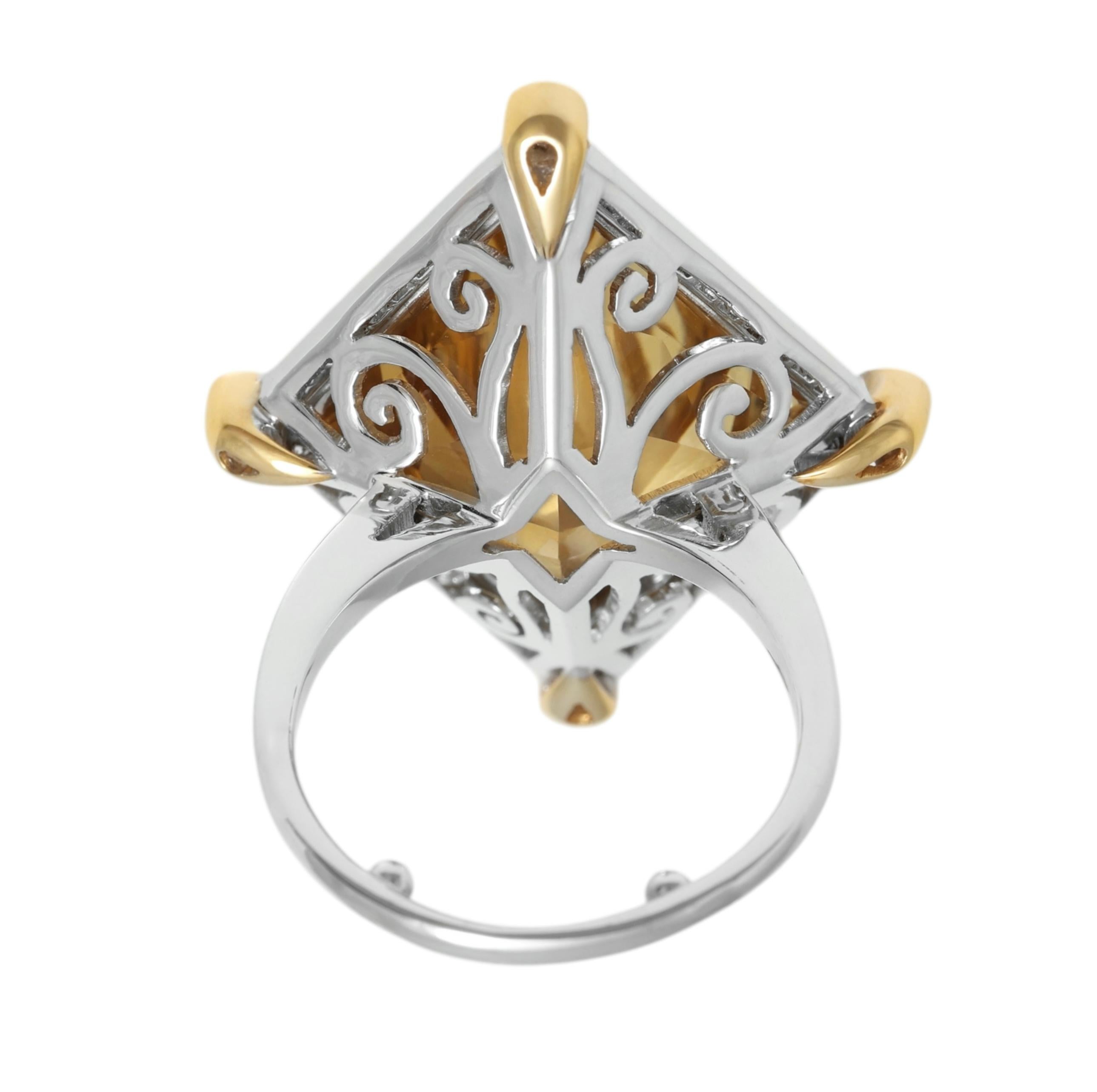 Women's or Men's 18 Kt White Gold Ring With Big Citrine & Diamonds For Sale