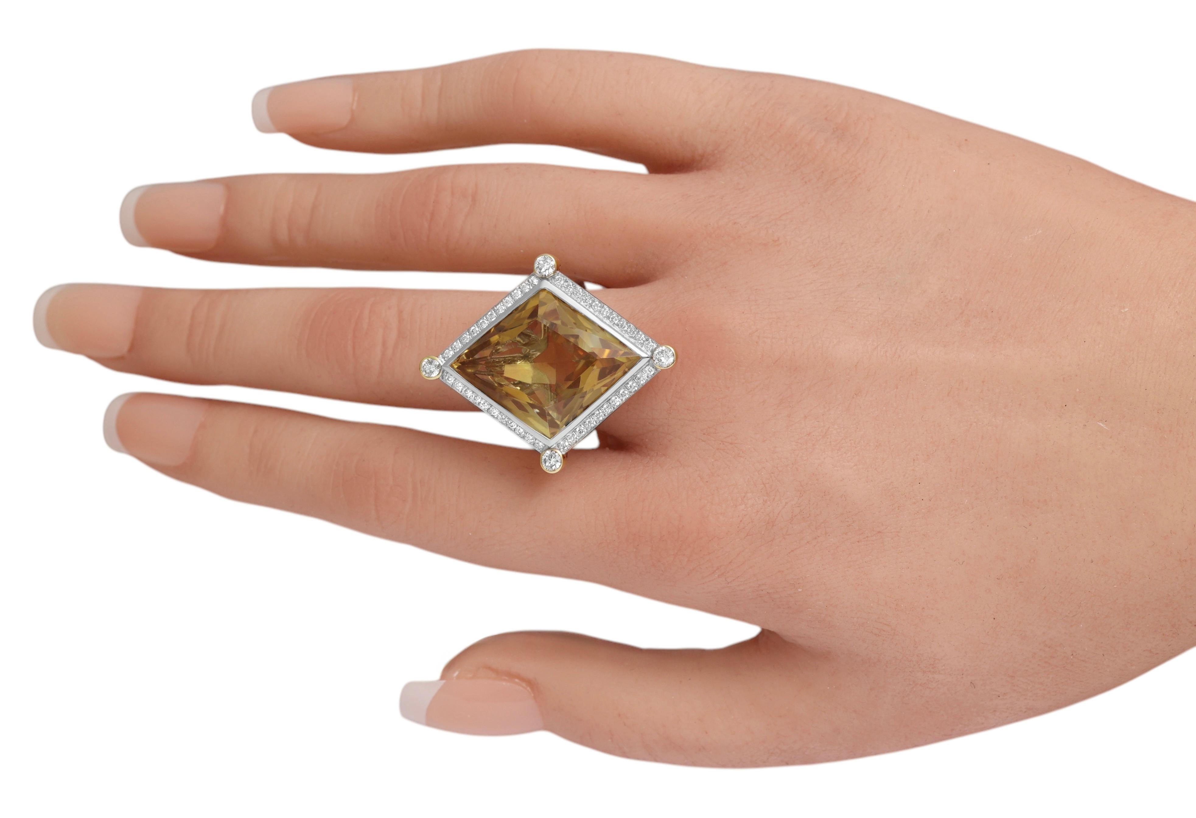 18 Kt White Gold Ring With Big Citrine & Diamonds For Sale 1