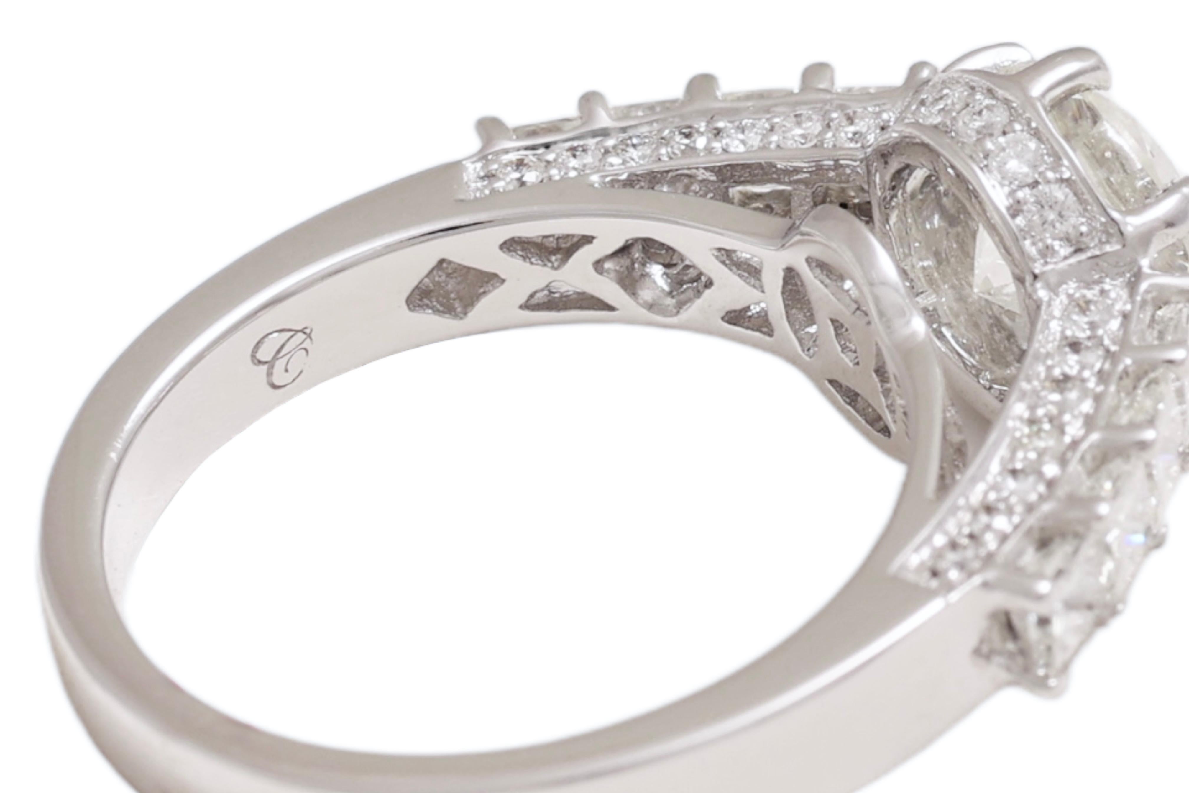 18 kt. White Gold Ring with IGI Cert Solitaire Diamond 1.6 ct. & 1 ct. Diamonds For Sale 5