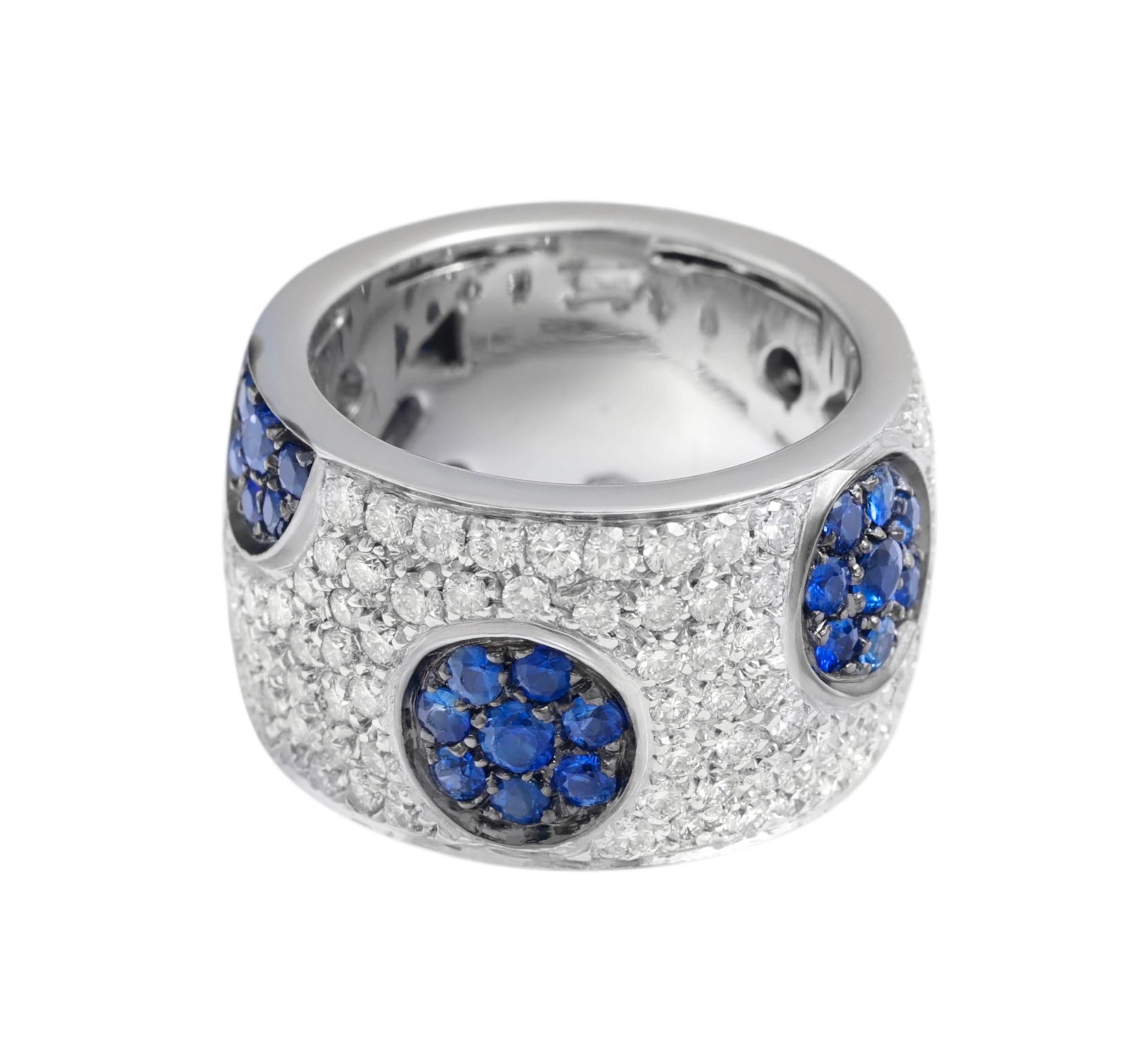 Modern 18 Kt White Gold Sapphires & Brilliant Cut Diamonds Ring For Sale
